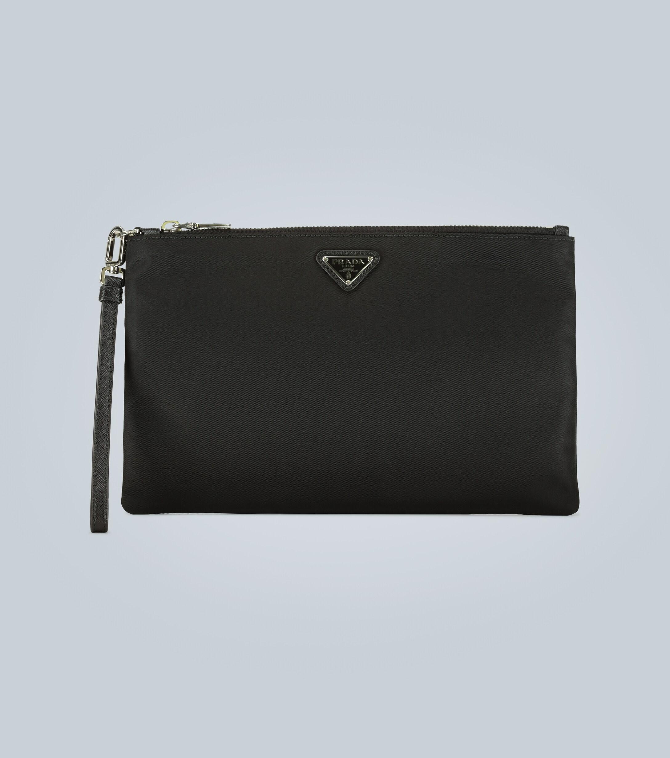 Borsa da viaggio in nylonPrada in Materiale sintetico da Uomo colore Nero |  Lyst