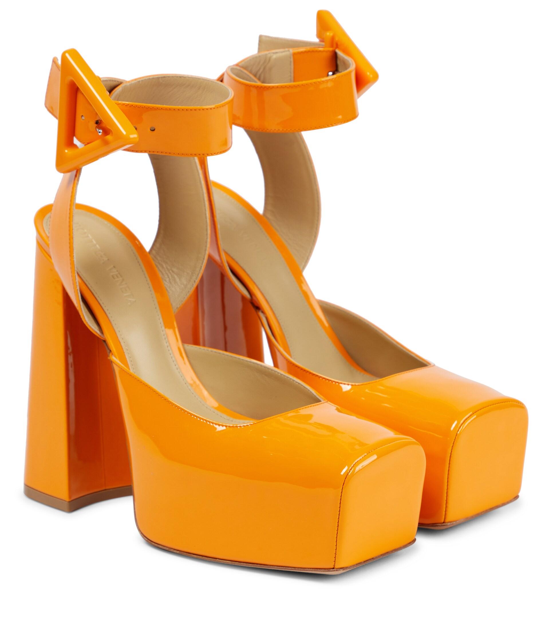 VIP【関税送料無料】希少 Bottega Veneta Tower Pumps 282754-
