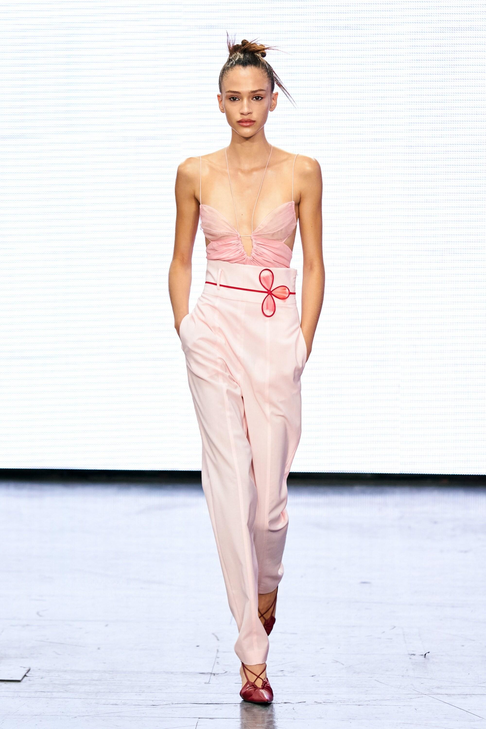 Damen Bekleidung Dessous Bodies Nensi Dojaka Seide Body aus einem Seidengemisch in Pink 