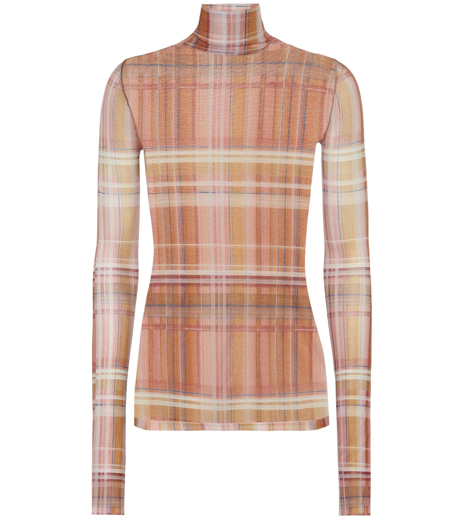 plaid turtleneck RH Laboratorio de Análisis Clínicos