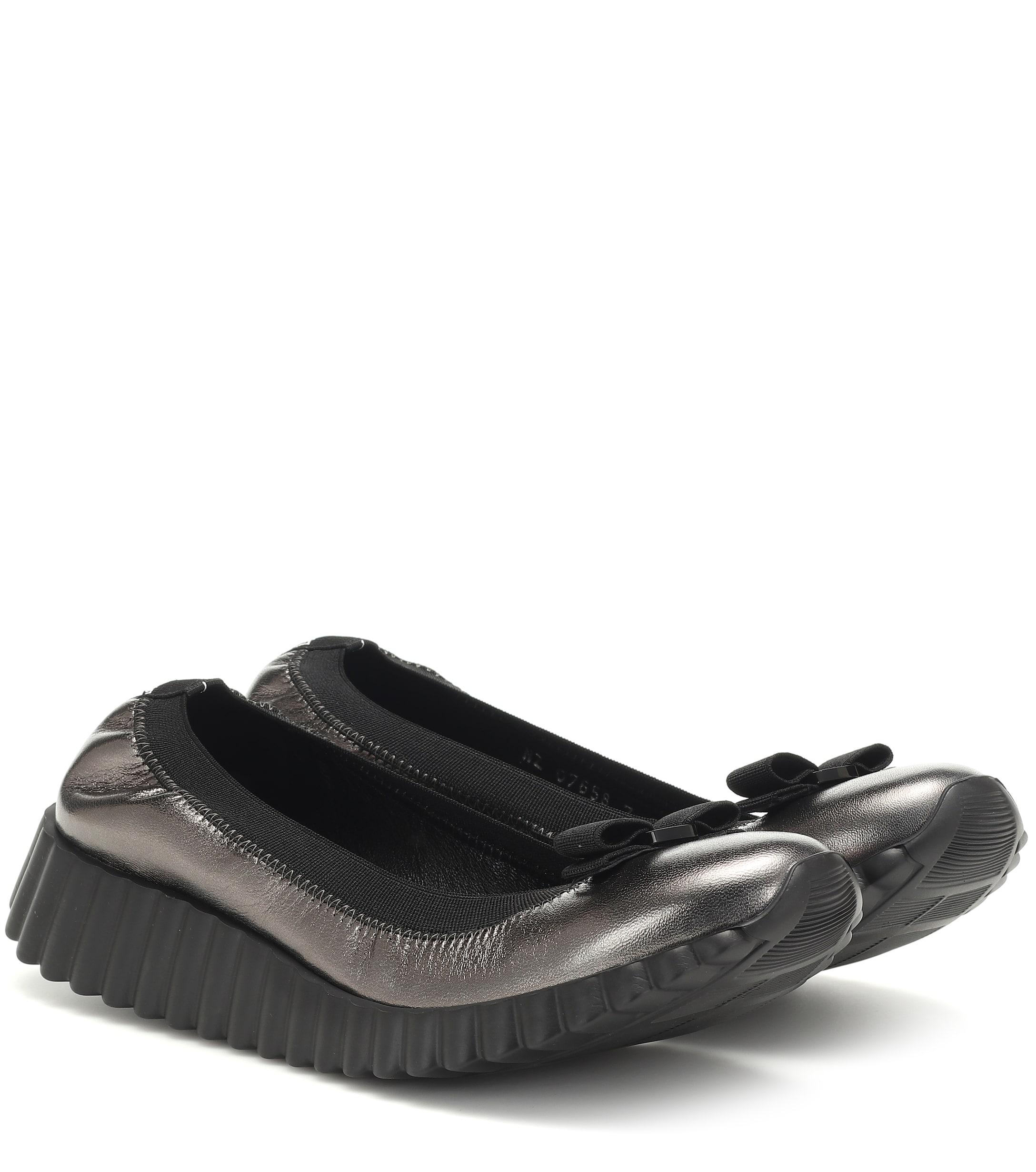 Ferragamo Dolly Leather Ballet Flats in Black | Lyst Ferragamo Dolly Leather Ballet Flats in Black | Lyst