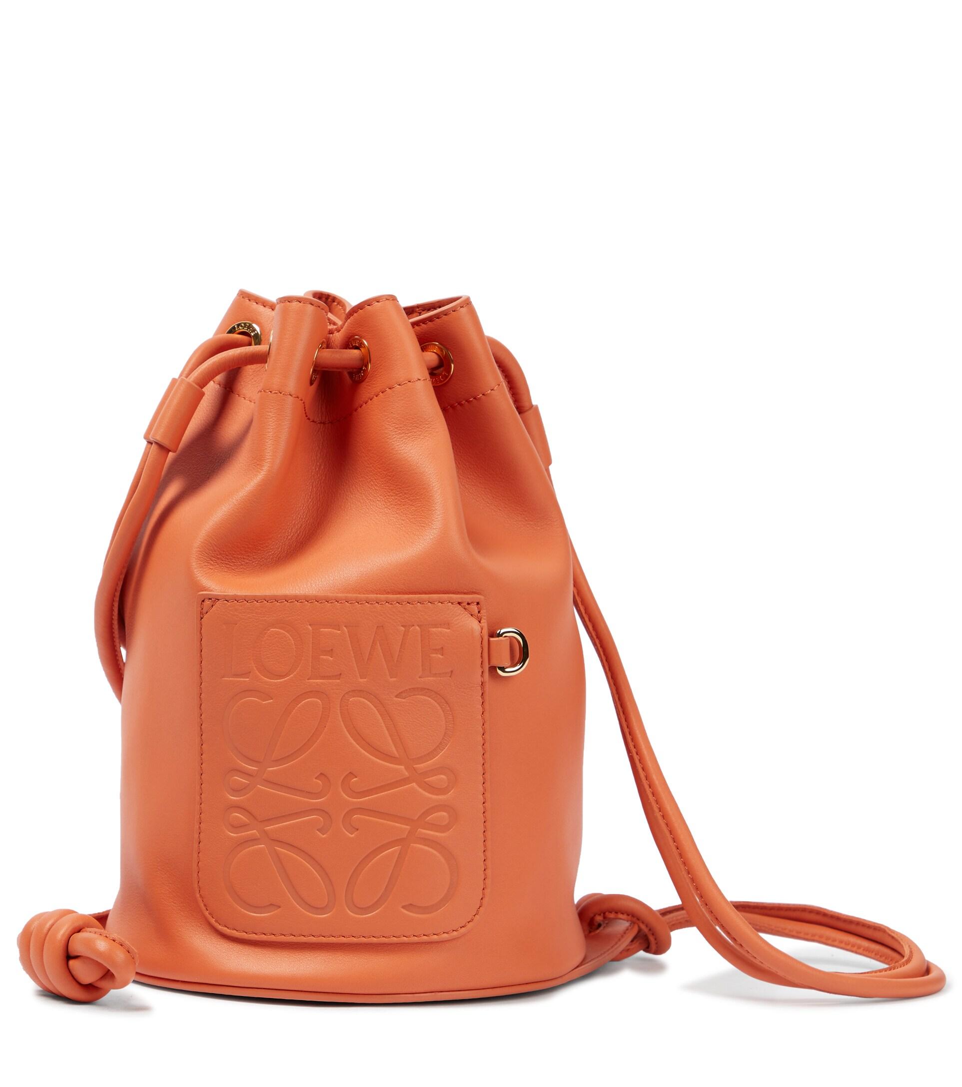 Loewe Paula's Ibiza Sailor Small Bucket Bag in Orange | Lyst