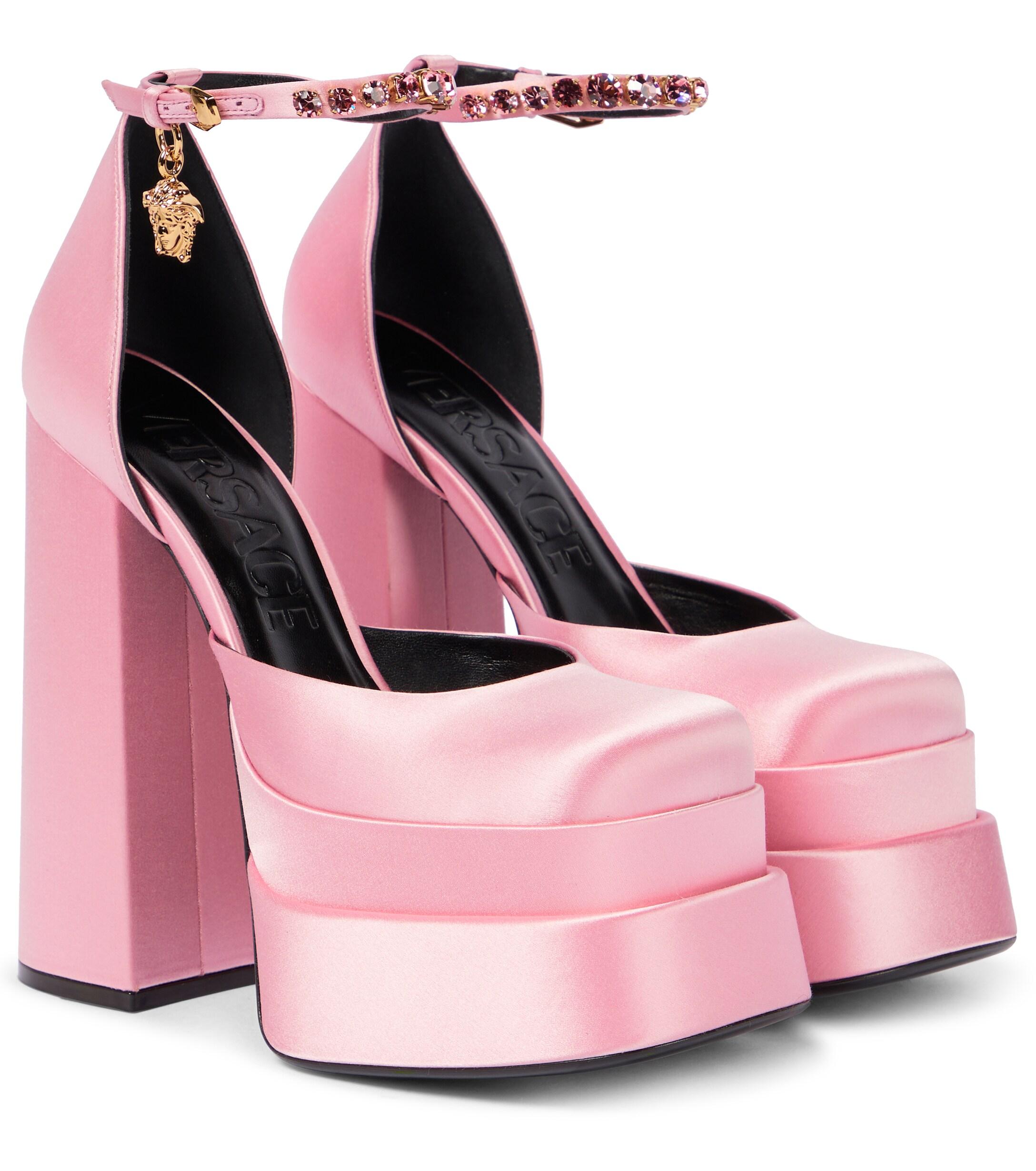 Versace Medusa Aevitas Satin Platform Pumps in Pink | Lyst