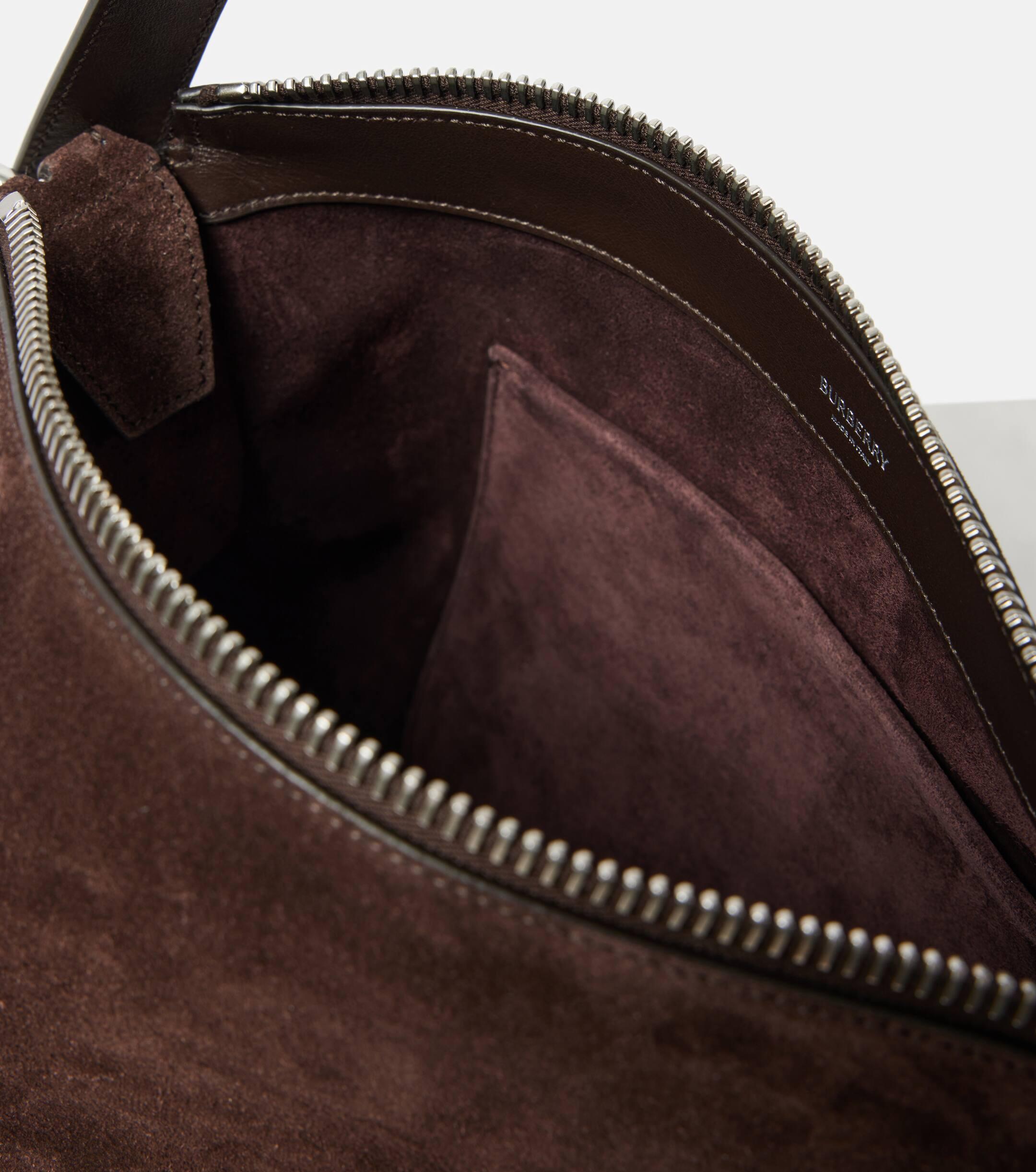 ショルダーバッグ・ポシェット BURBERRY Chocolate Suede Medium Knight Shoulder Bag Burberry Medium Knight Bag | Brown | FARFETCH JO