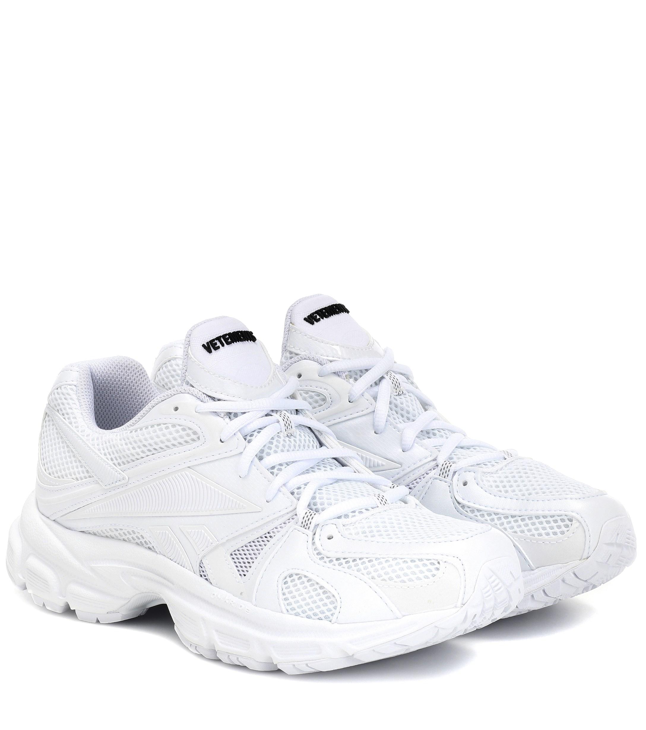 Vetements X Reebok Spike Runner Sneakers in White | Lyst