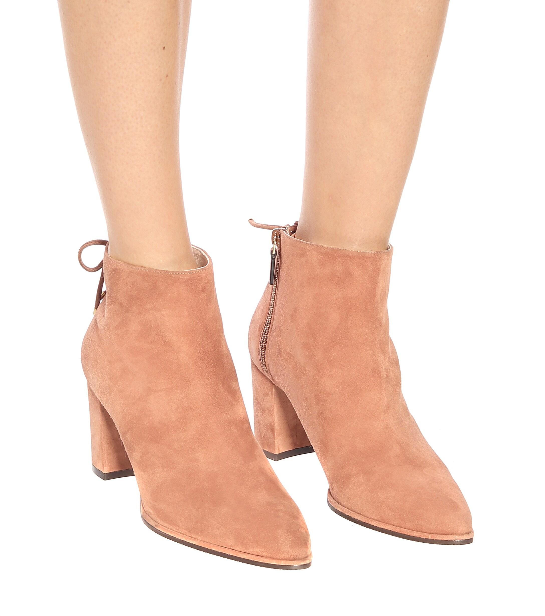stuart weitzman gardiner block heel ankle bootie
