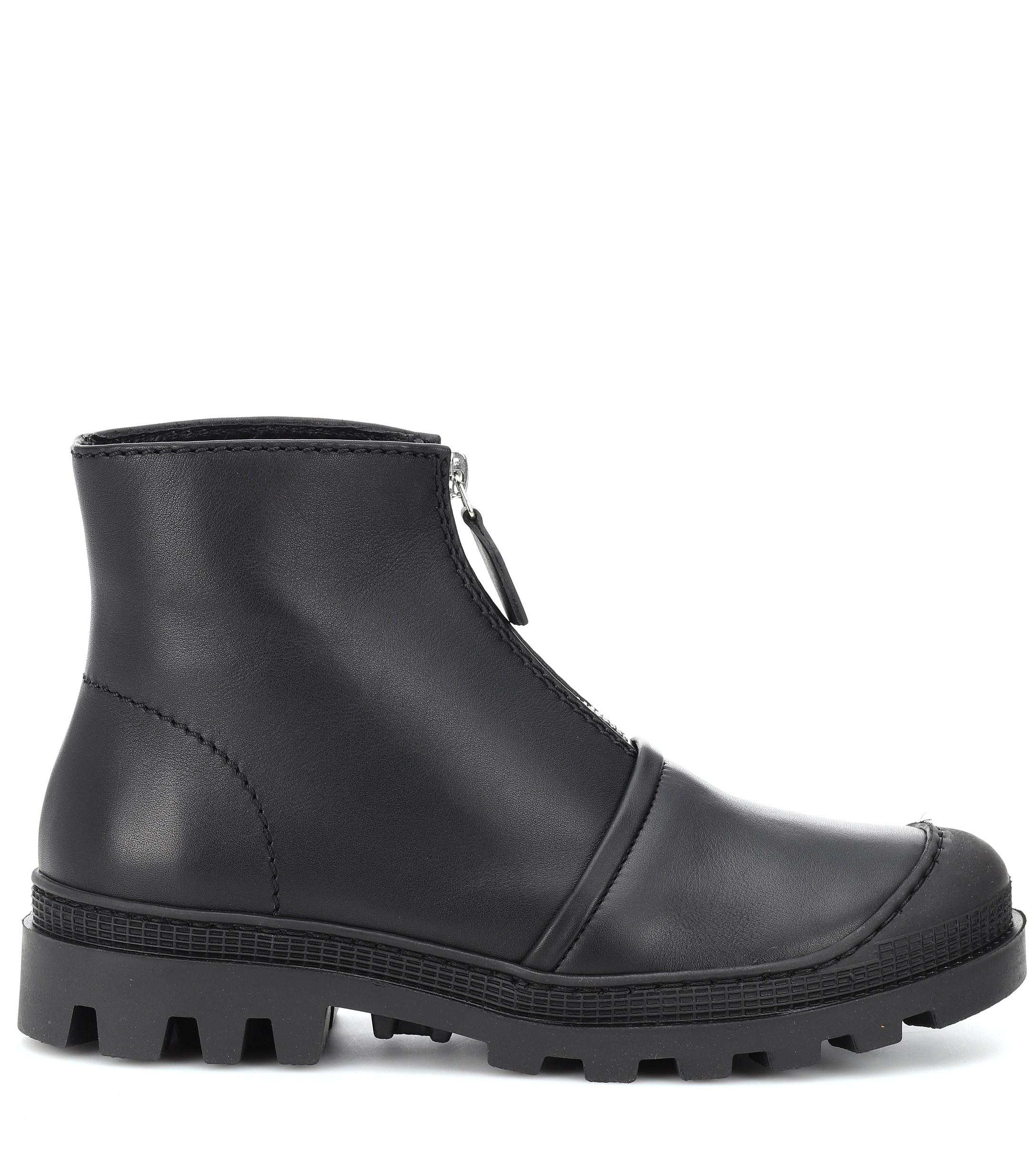 Loewe Leather Ankle Boots in Black - Lyst