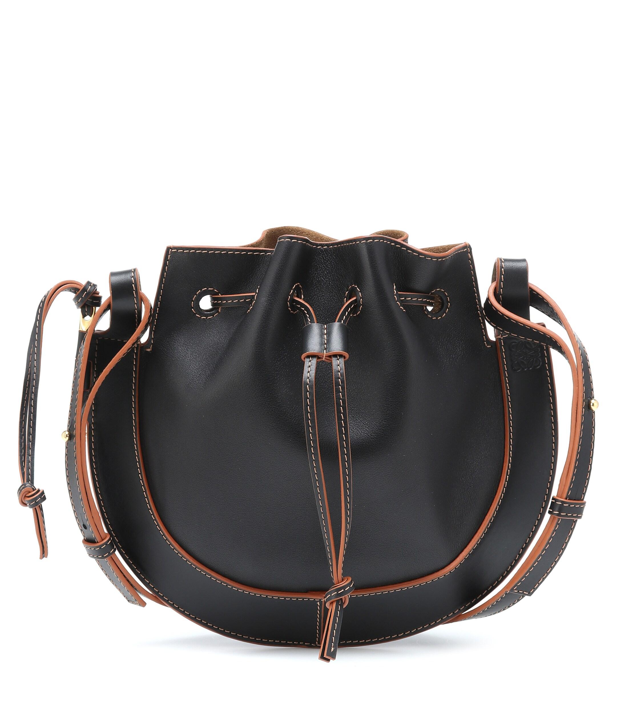 Loewe Women Horseshoe Bag in Nappa Calfskin-Brown