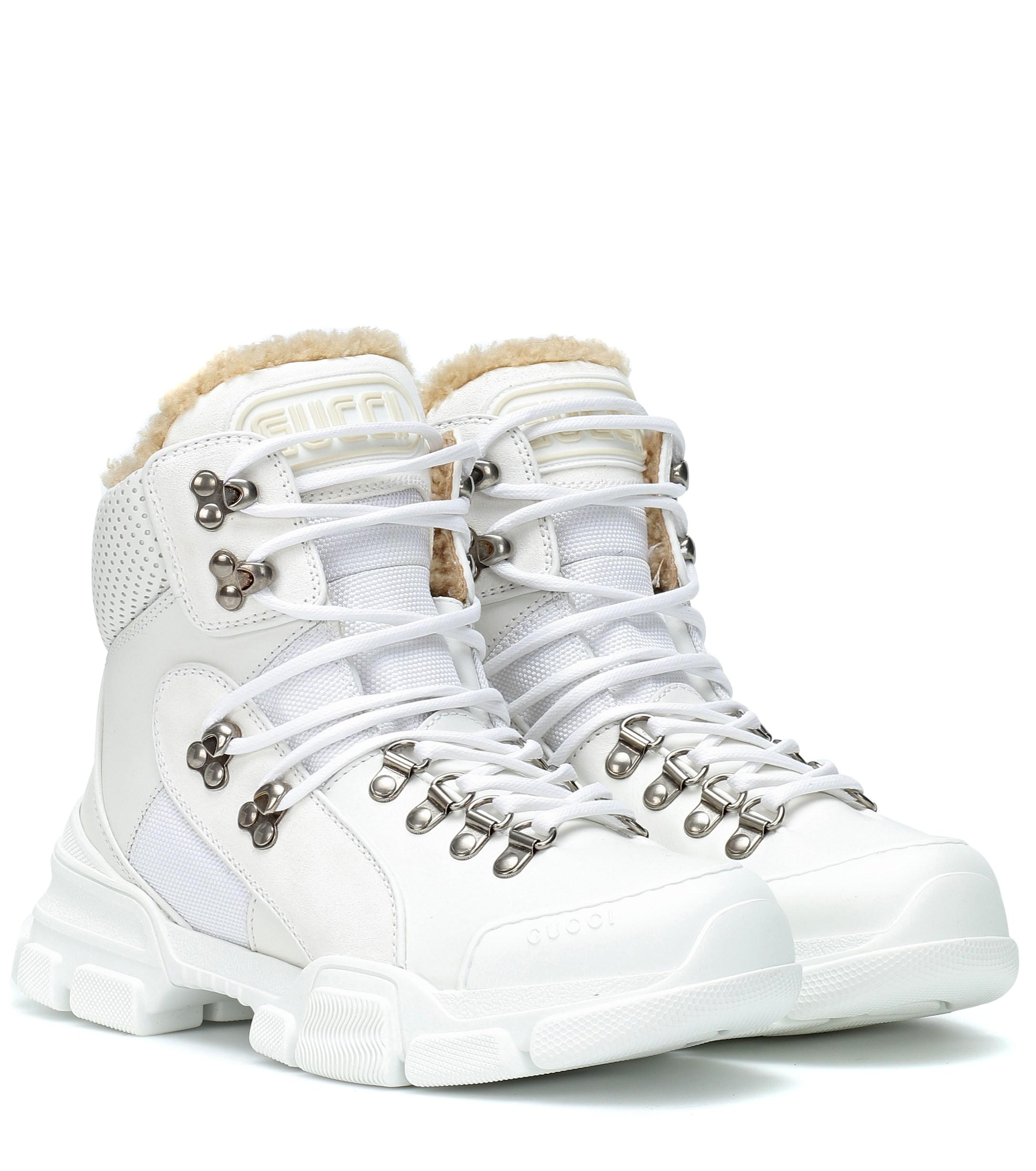 Gucci Flashtrek Leather Ankle Boots in White | Lyst