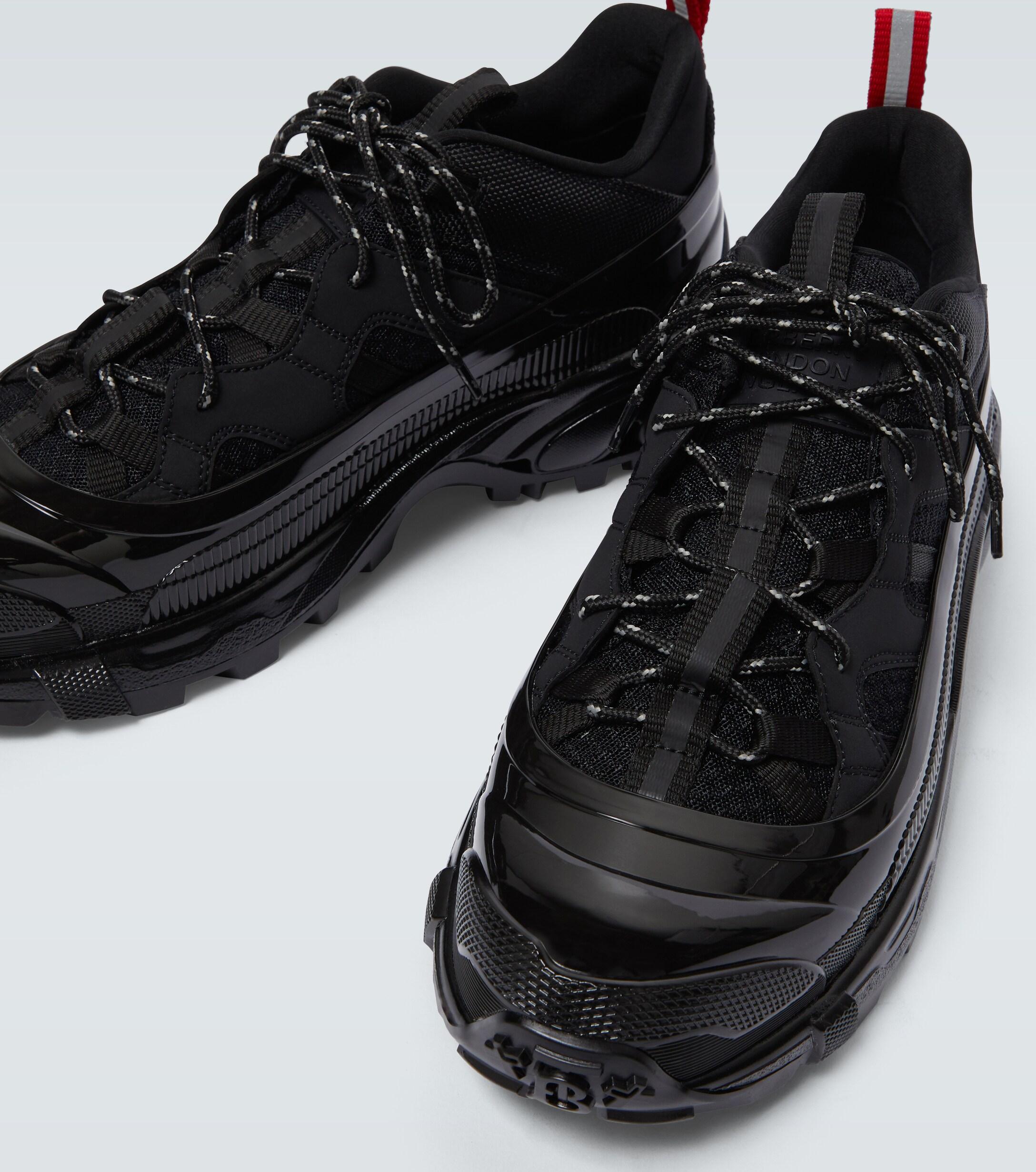 wide width shoes size 11