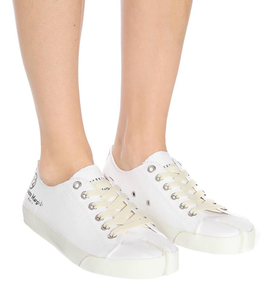 Maison margiela women's tabi canvas sneakers discount