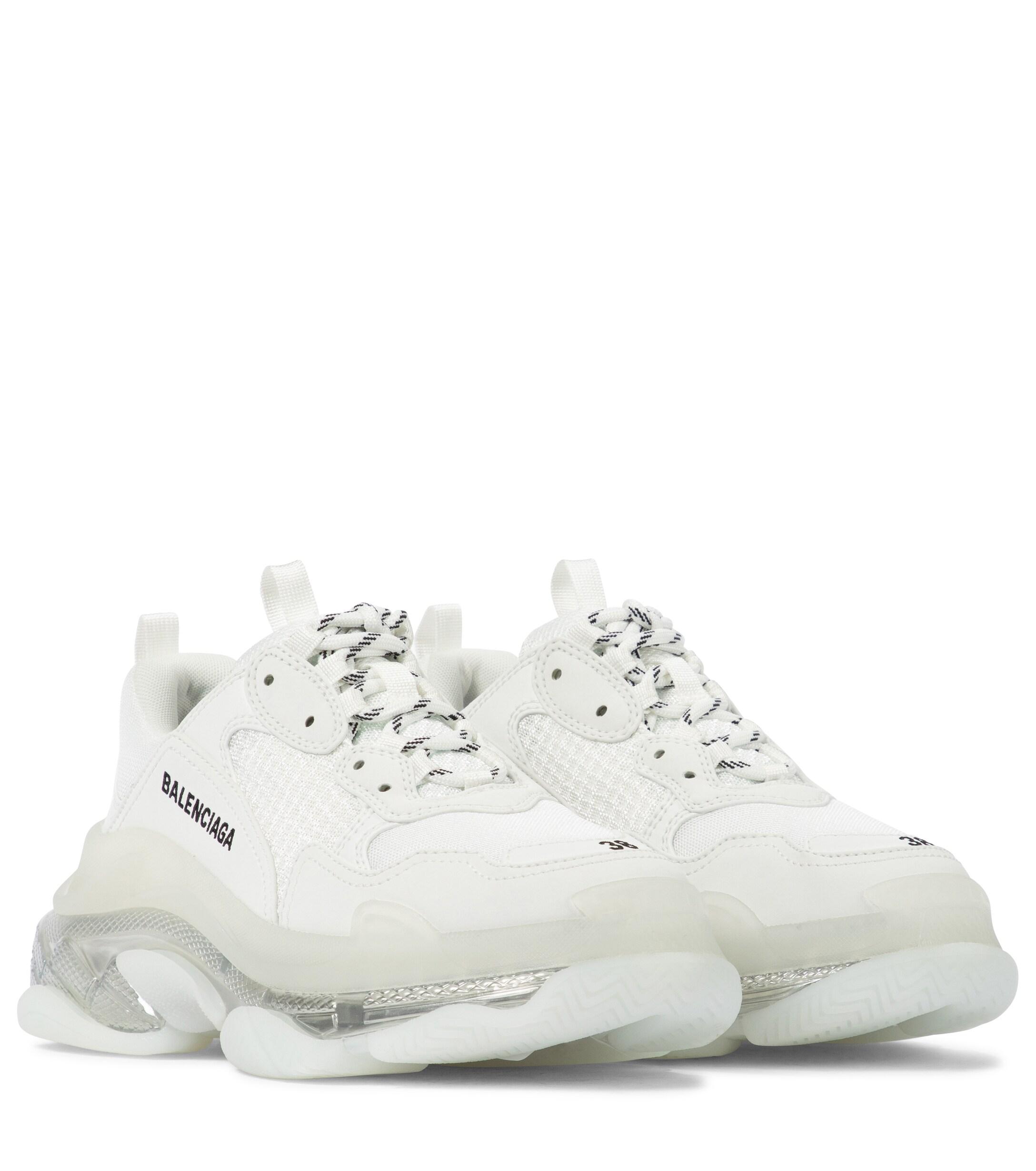 Sneakers Triple S di Balenciaga in Bianco | Lyst