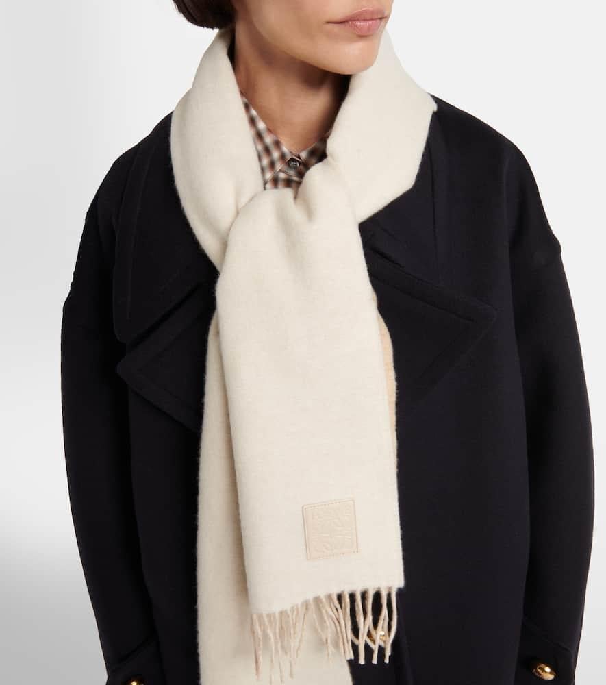 Loewe Wool And Cashmere Scarf in White | Lyst