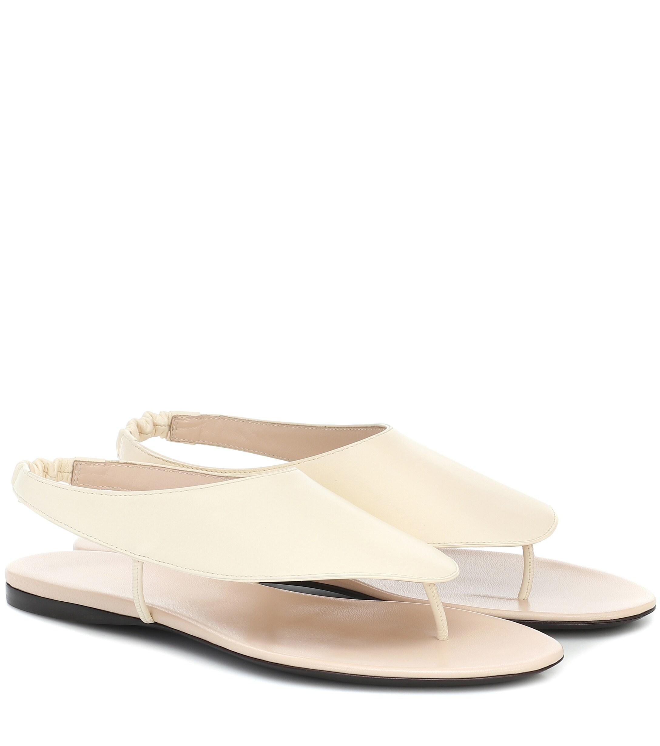 The Row Ravello Leather Thong Sandals in White - Lyst