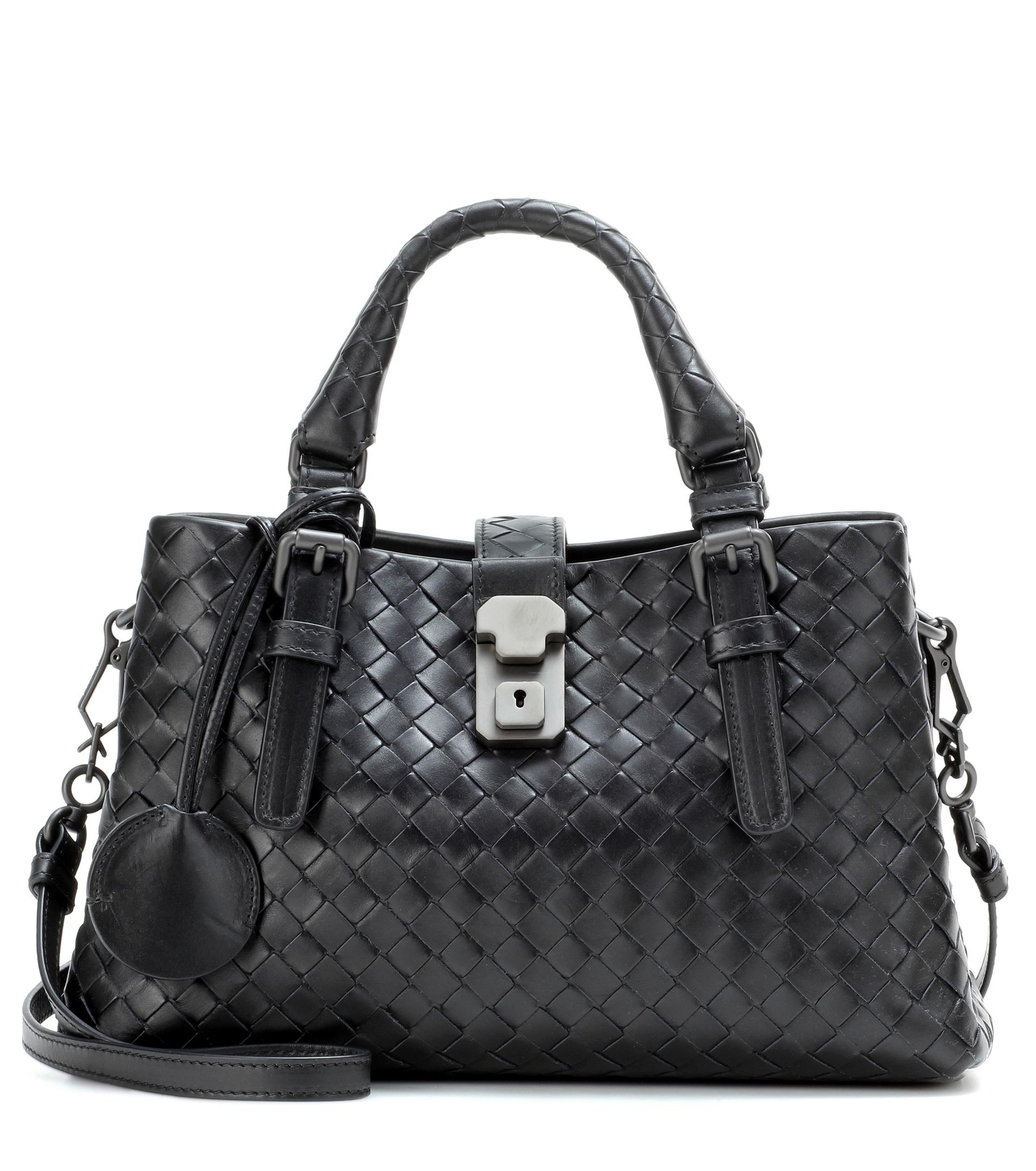Bottega Veneta Intrecciato Leather Shoulder Bag in Black - Lyst