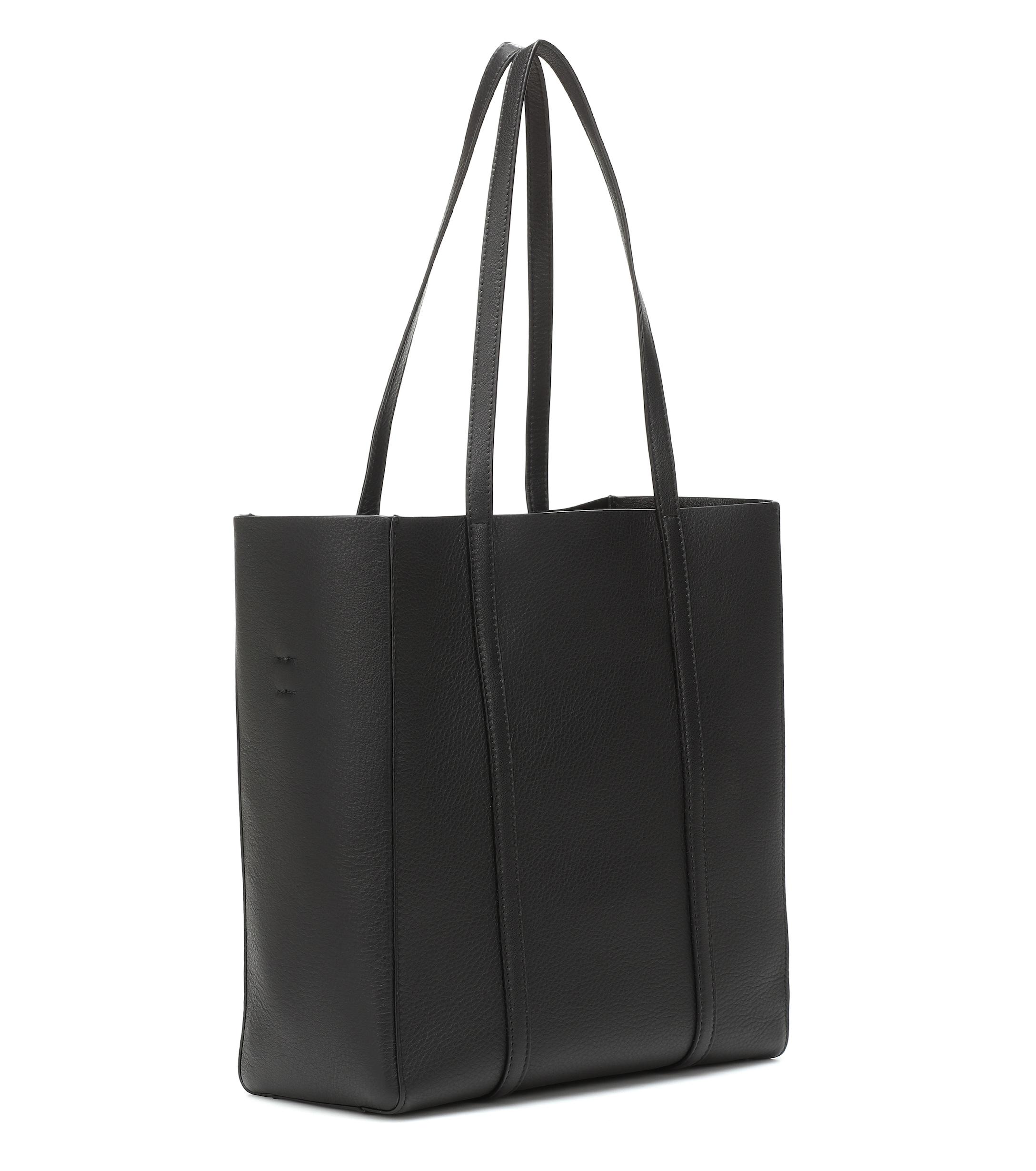 Balenciaga Everyday Xs Leather Tote in Black - Lyst