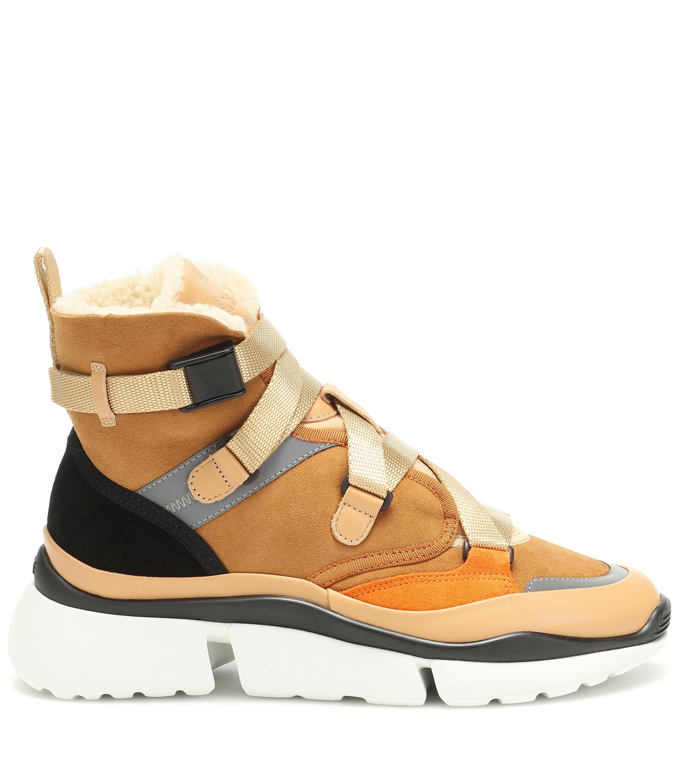 chloe sonnie high top