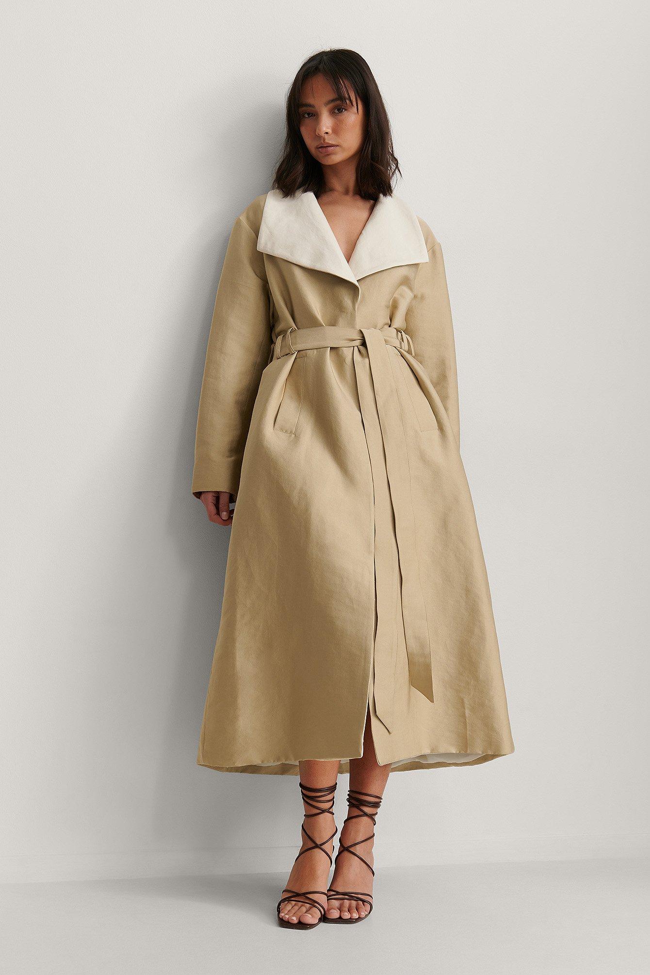 trenchcoat beige