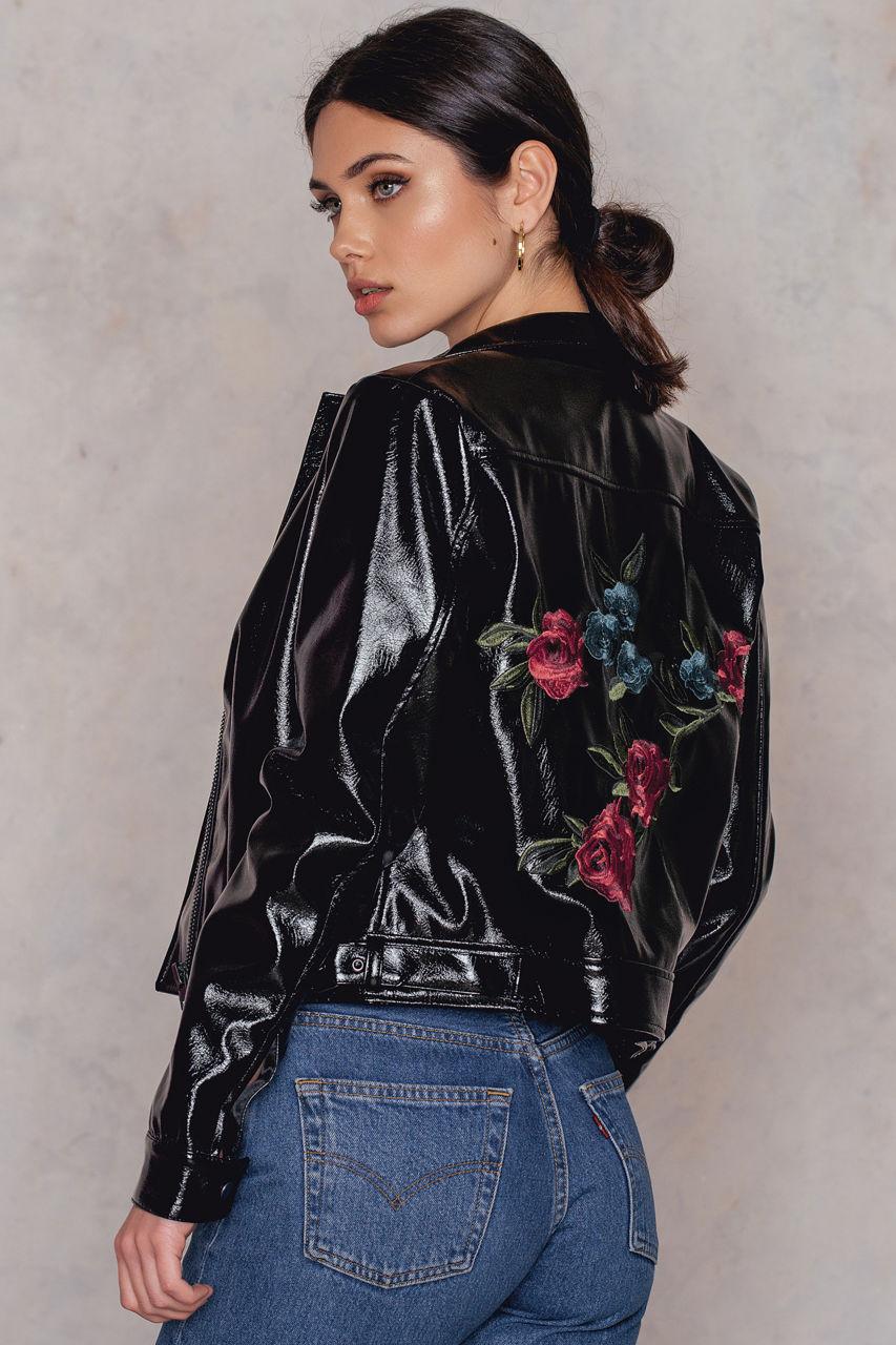 NA-KD Leather Flower Embroidery Patent Coat Black - Lyst