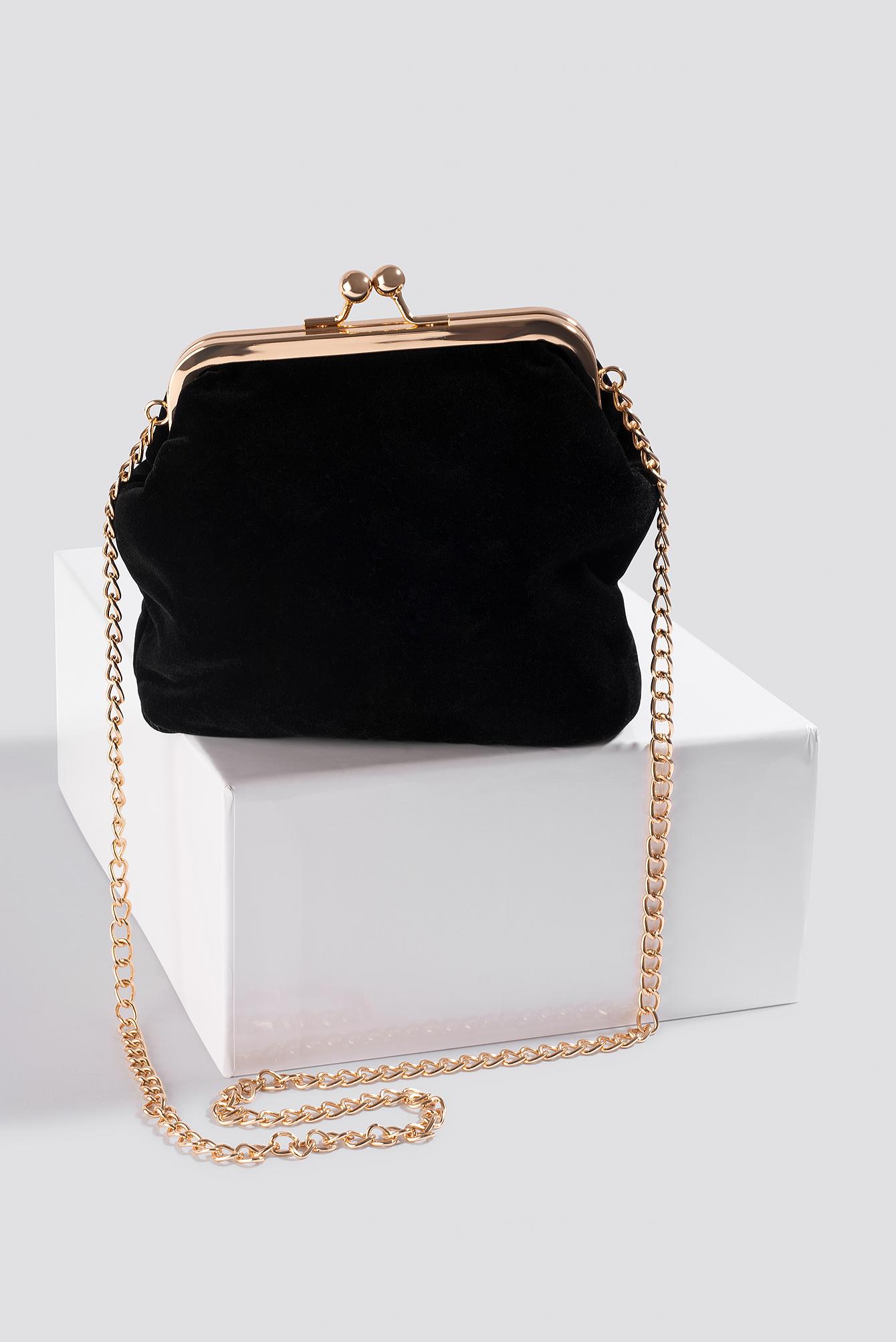 short chain bag