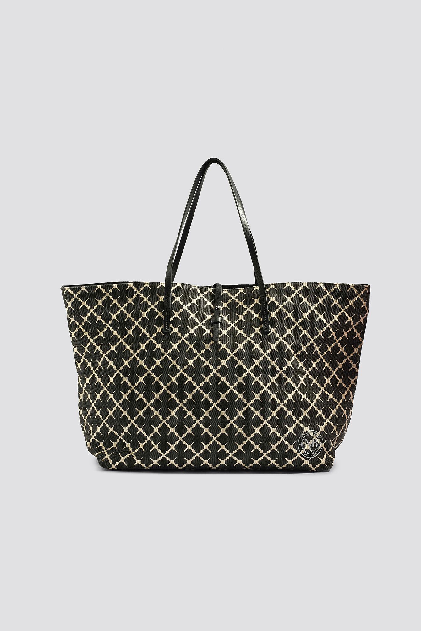 by malene birger grinolas by malene birger grinolas