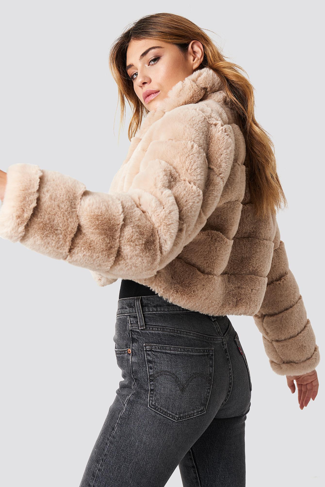 NA-KD Short Puff Faux Fur Jacket Beige in Natural - Lyst