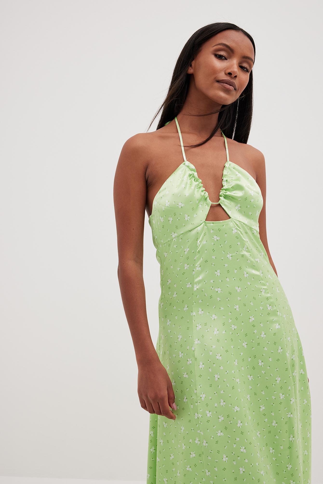 Kærlig effekt Forstad NA-KD Green Cut Out Detail Maxi Satin Dress | Lyst