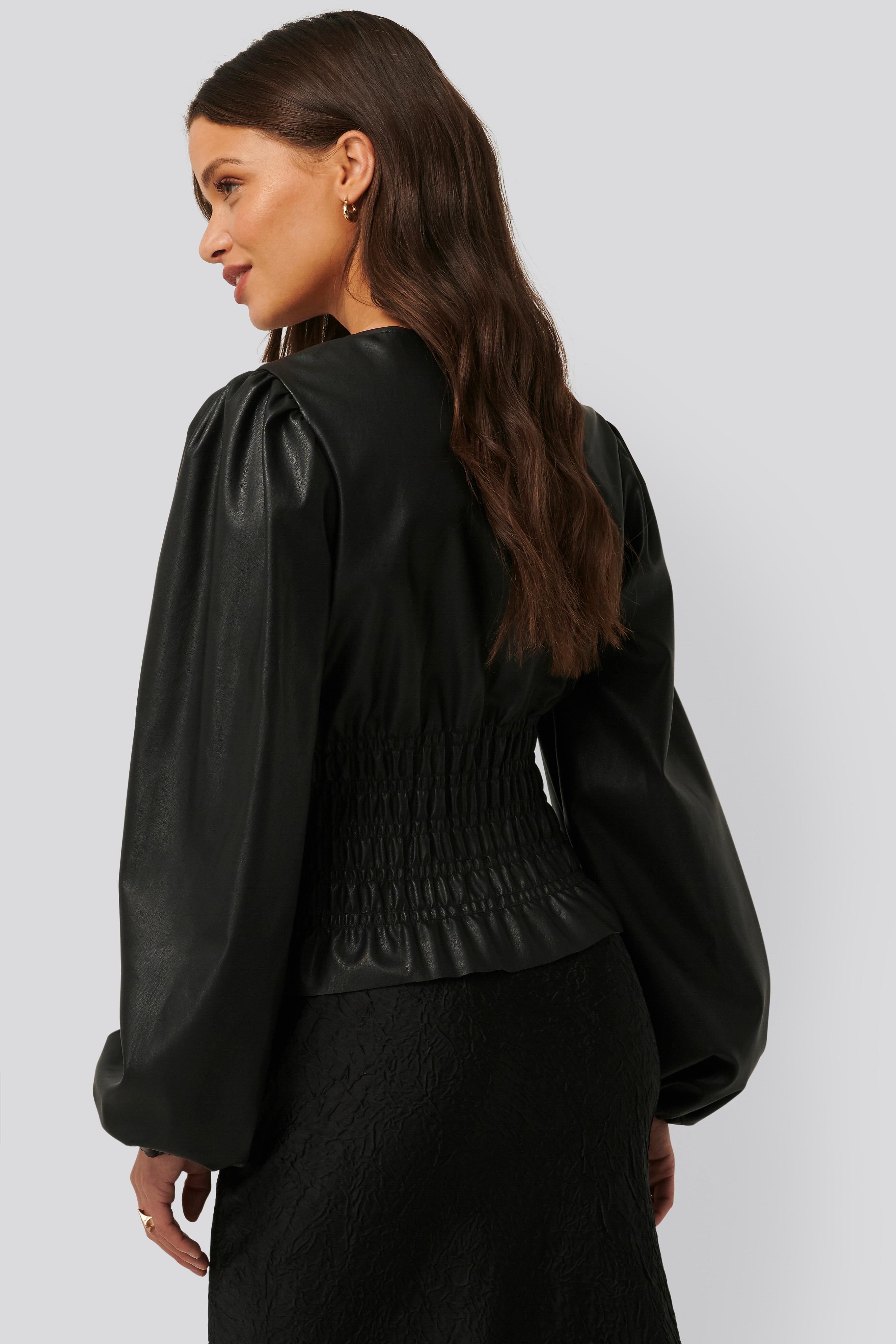 NA-KD Synthetic Black Smocked Pu Top - Lyst