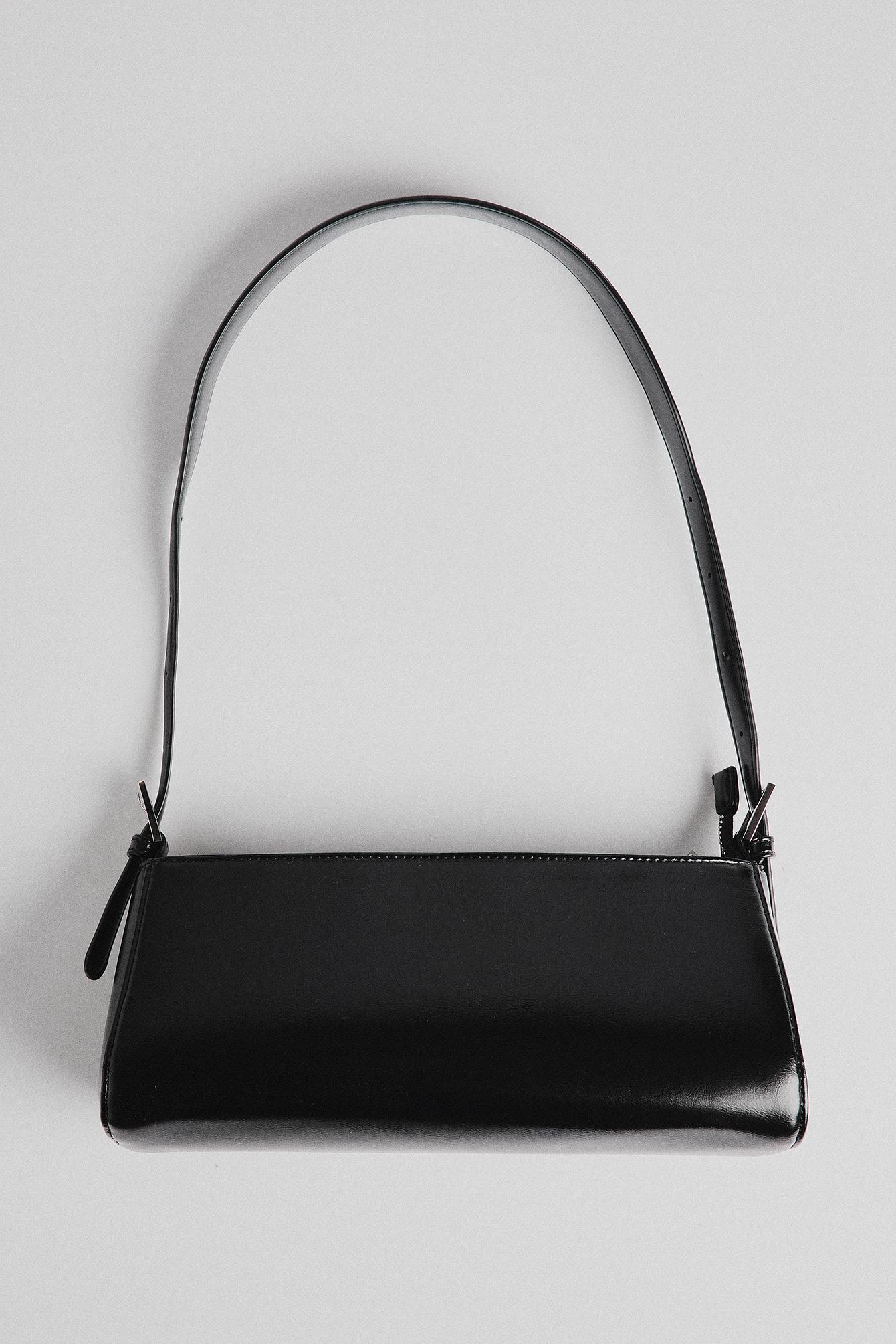 NA-KD Glossy Baguette Bag in Black