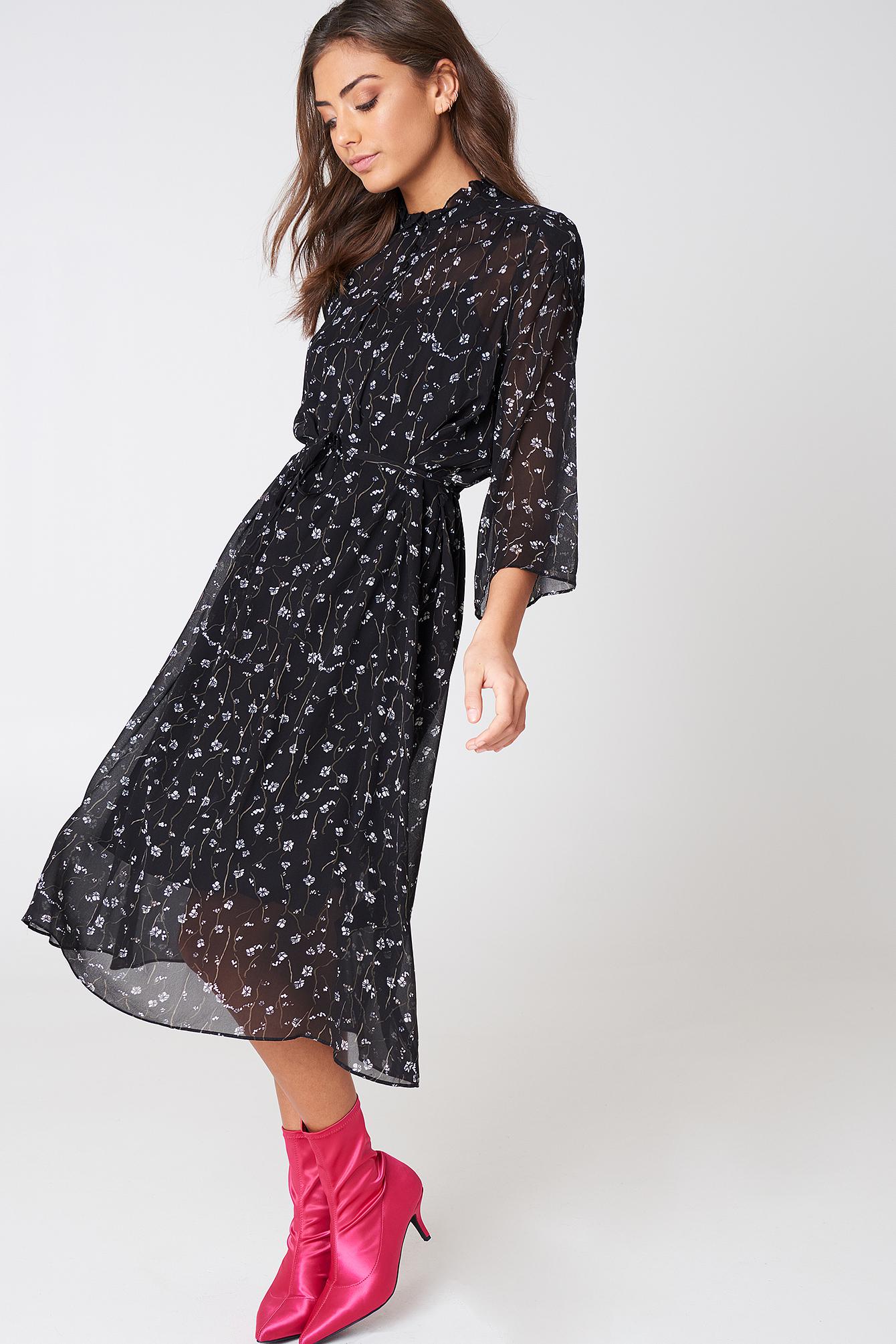 second female black dress