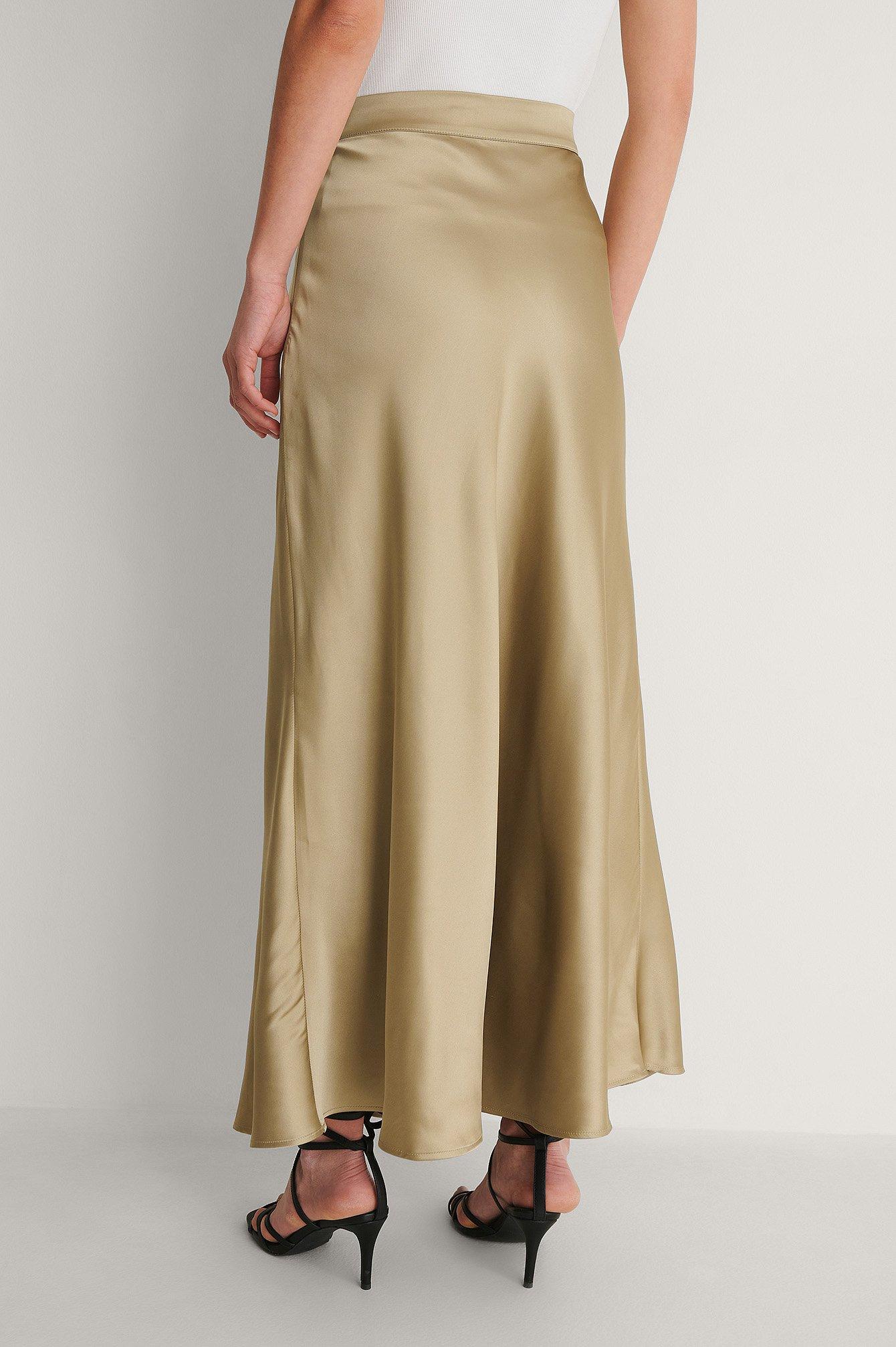 beige flowy skirt