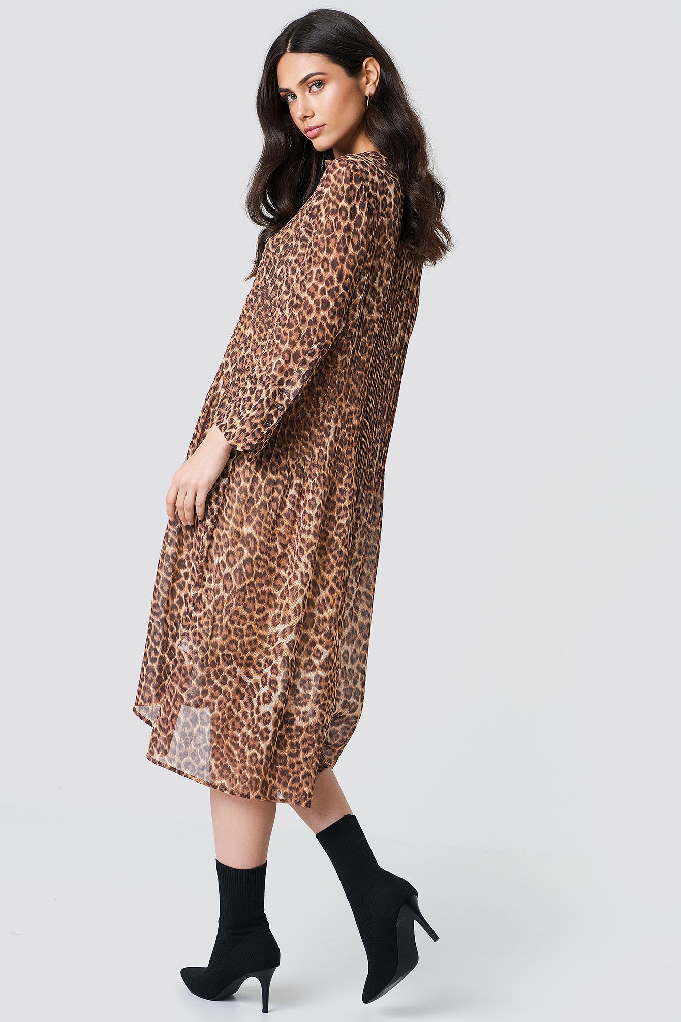 samsoe leopard dress off 61% - medpharmres.com