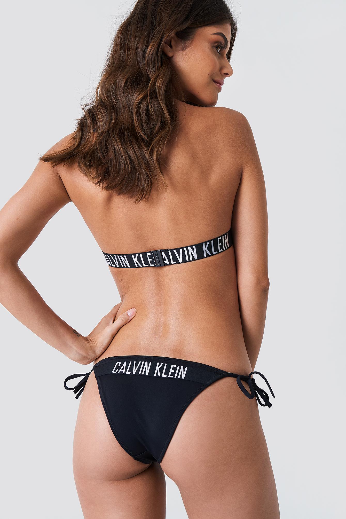 Marca Calvin KleinCalvin Klein Cheeky String Side Tie Bikini-n Slip Donna 