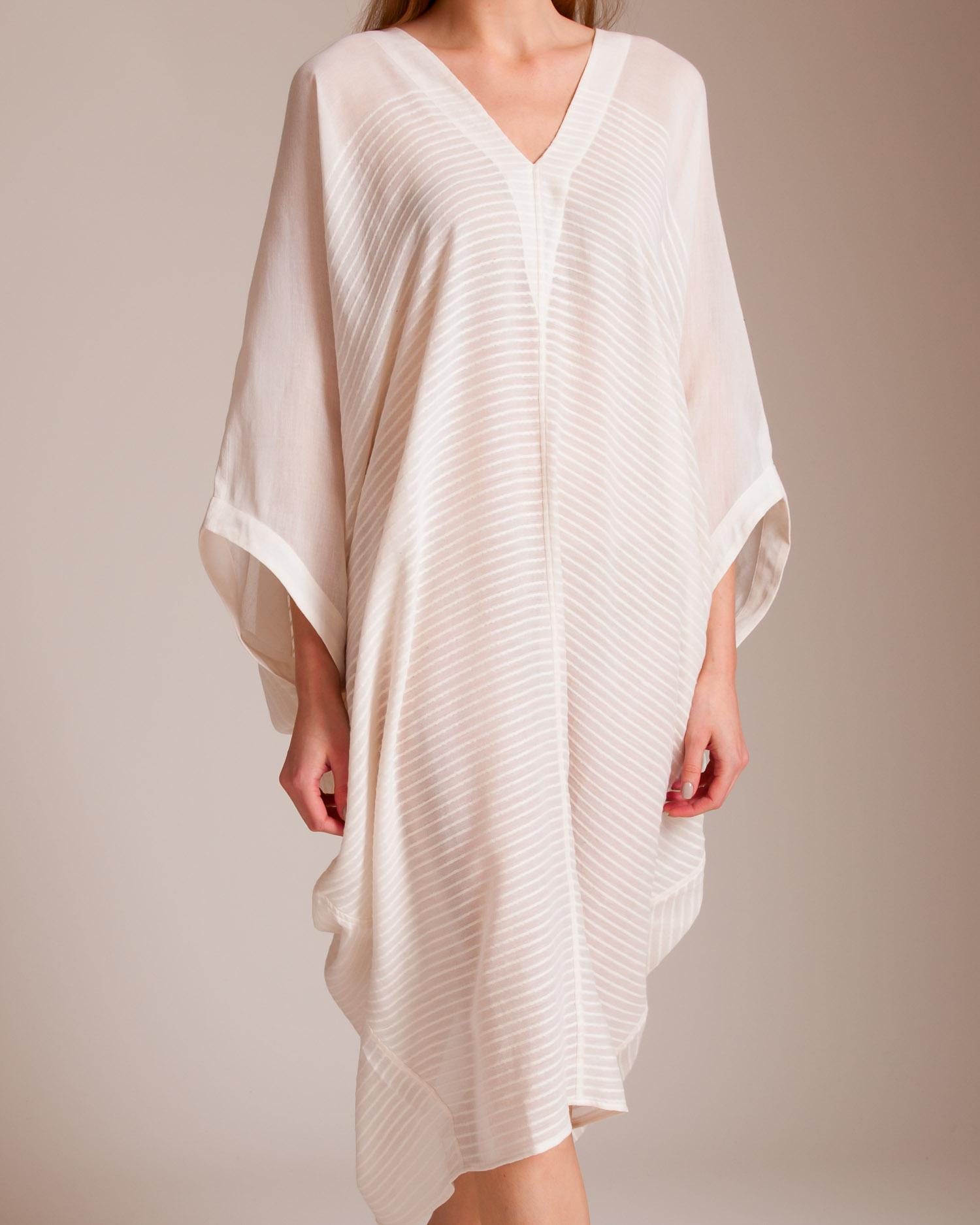 Su Paris Cotton Bahia V-neck Kaftan in 