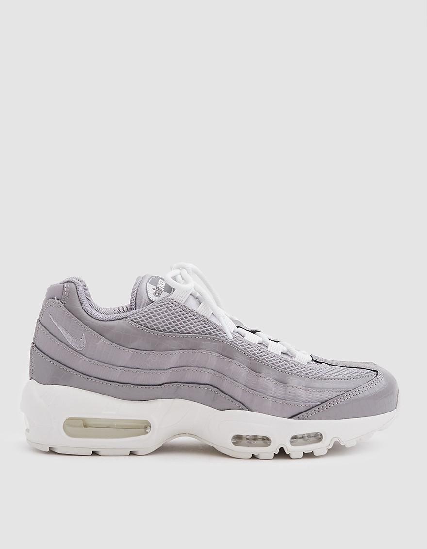 nike air max 95 premium trainers in grey