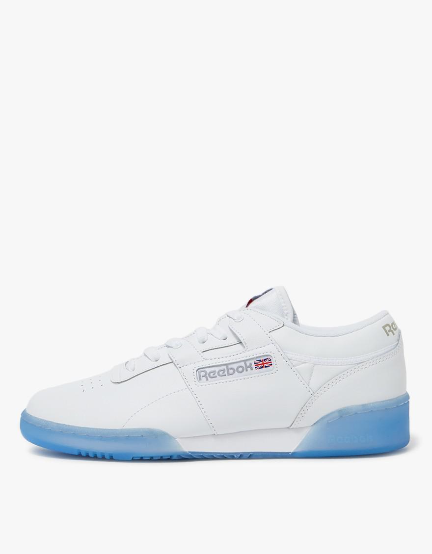 reebok workout low clean trainers white