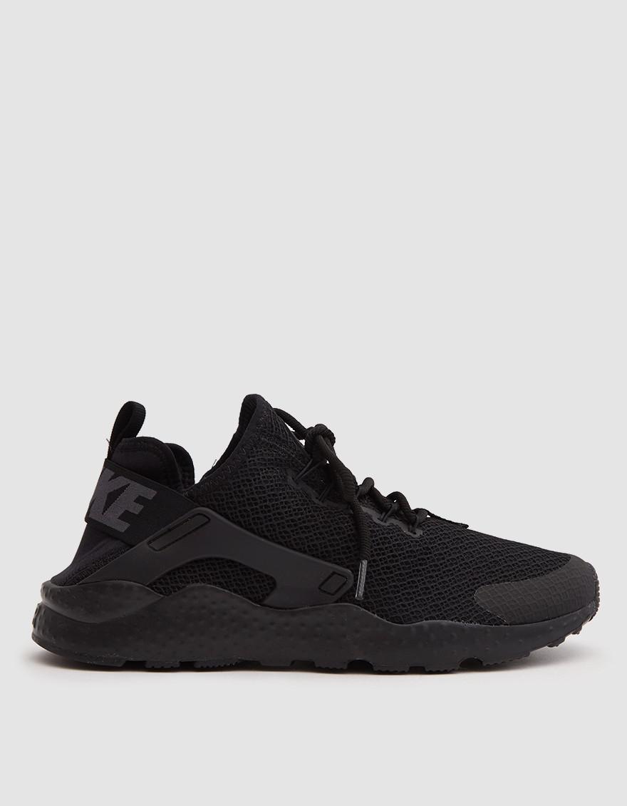 huarache all black