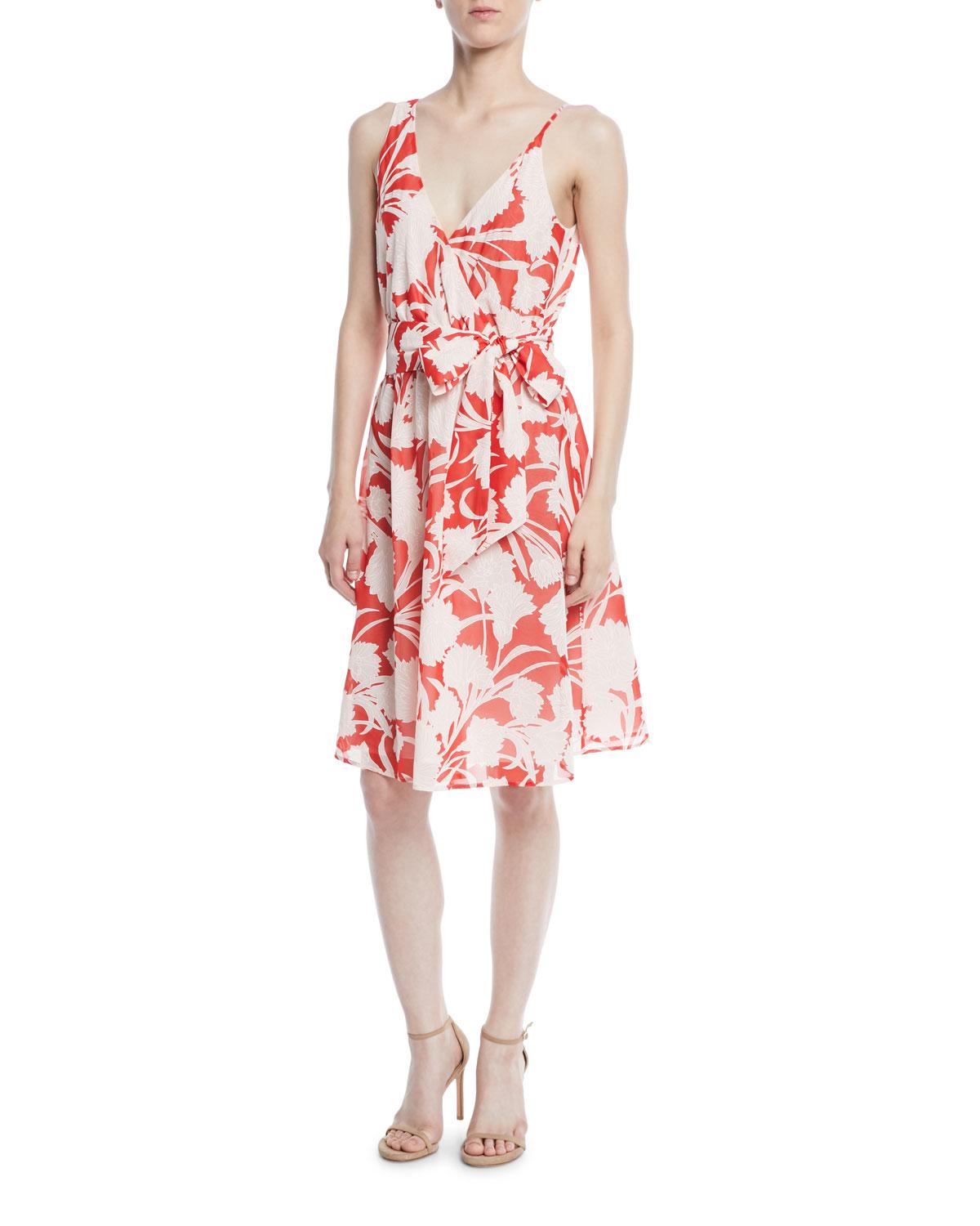 sinthea dress club monaco Floral Pleated Lace dress