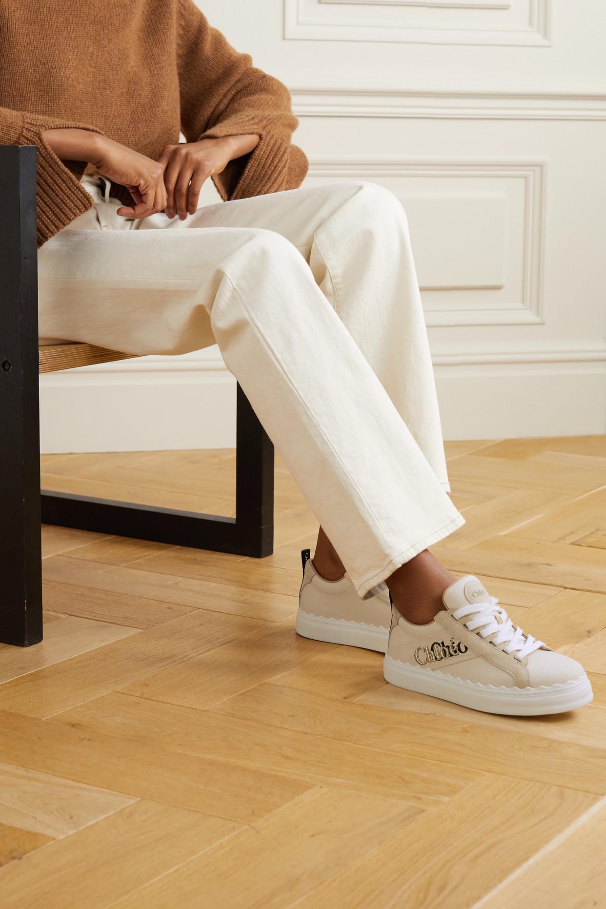 Chloé Lauren Logo-detailed Suede-trimmed Canvas Sneakers in White | Lyst