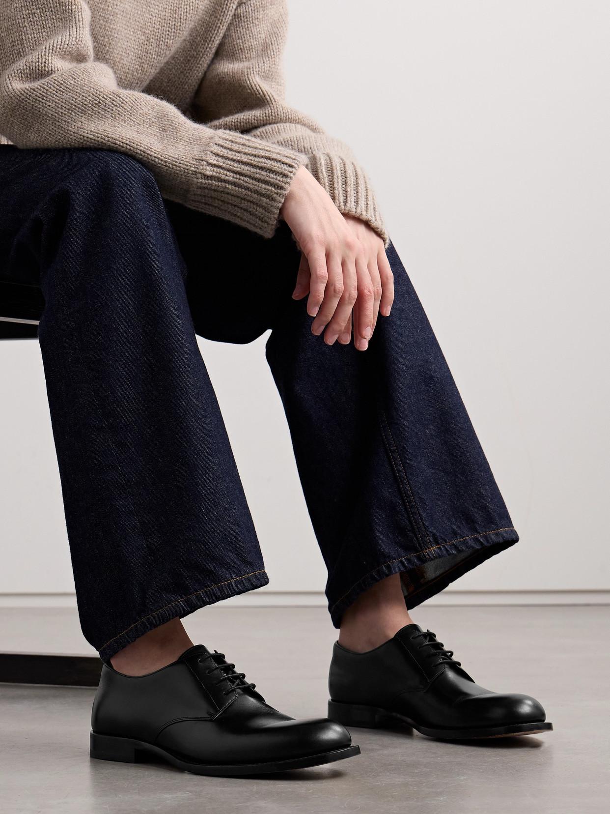 パーティーシューズ THE ROW 'Awar' lace up shoes Black  F1560N66 Awar Lace Up leather Oxford shoes in black - The Row | Mytheresa