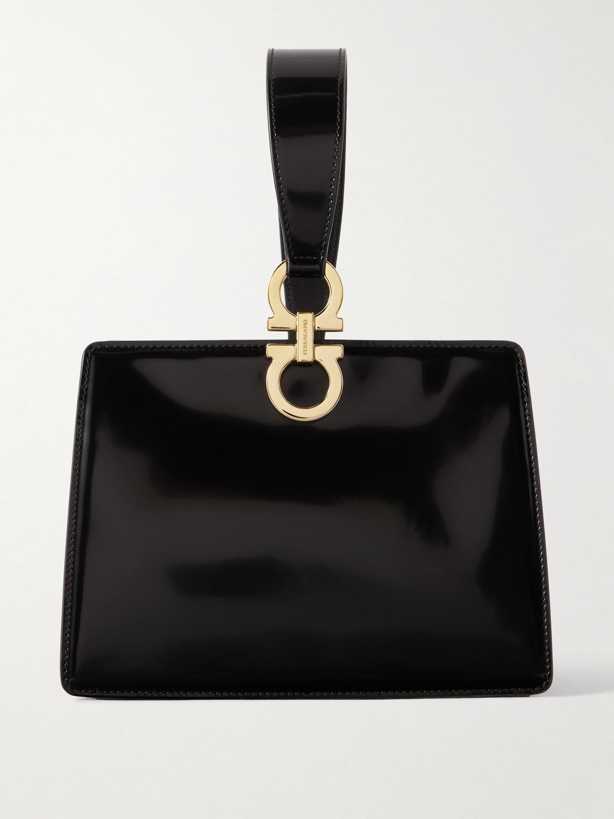 クラッチバッグ SALVATORE FERRAGAMO BLACK LEATHER CLUTCH Ferragamo logo-embossed Leather Clutch Bag | Black | FARFETCH