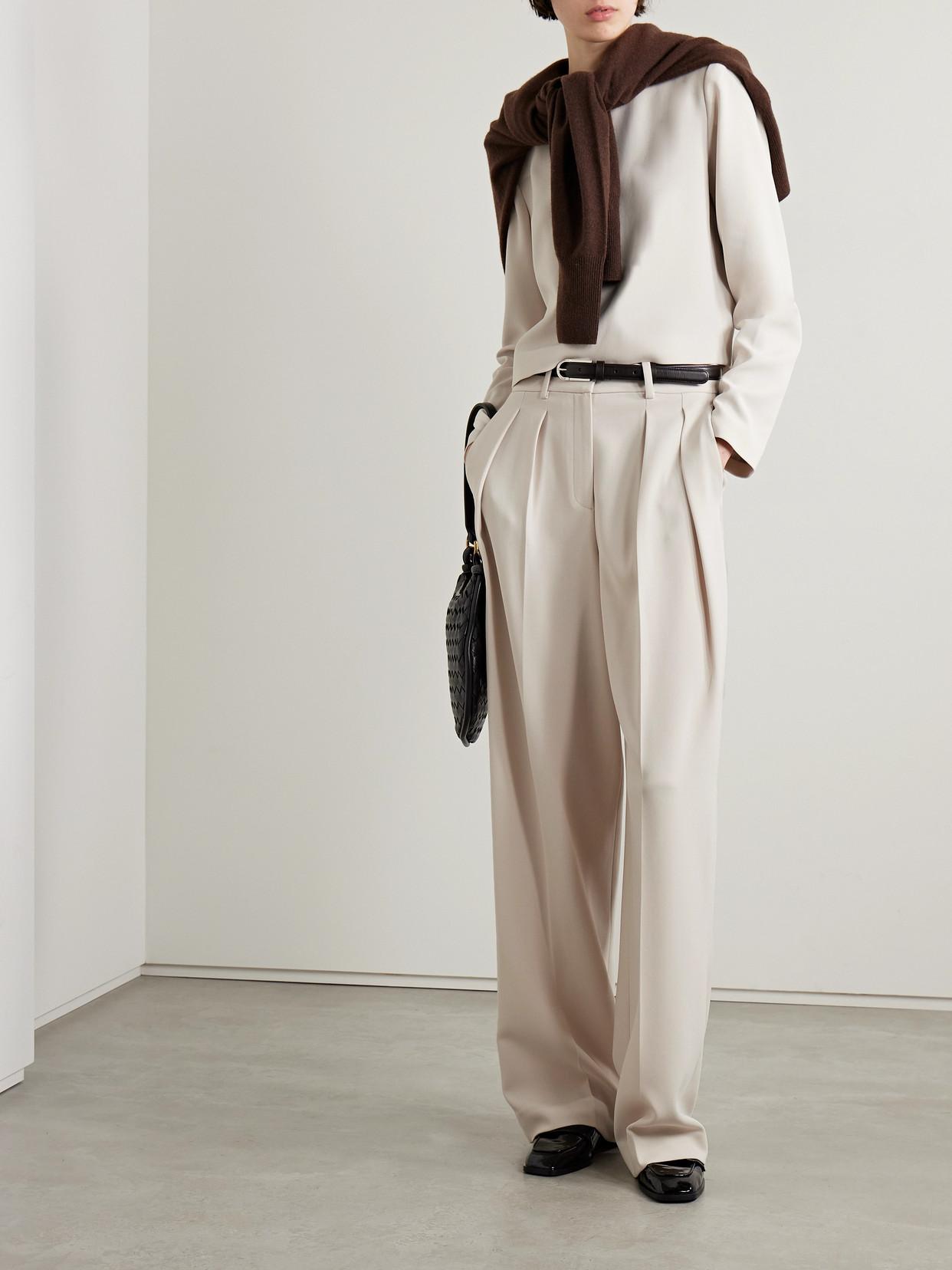 Theory Pleated Crepe Wide-leg Pants in White