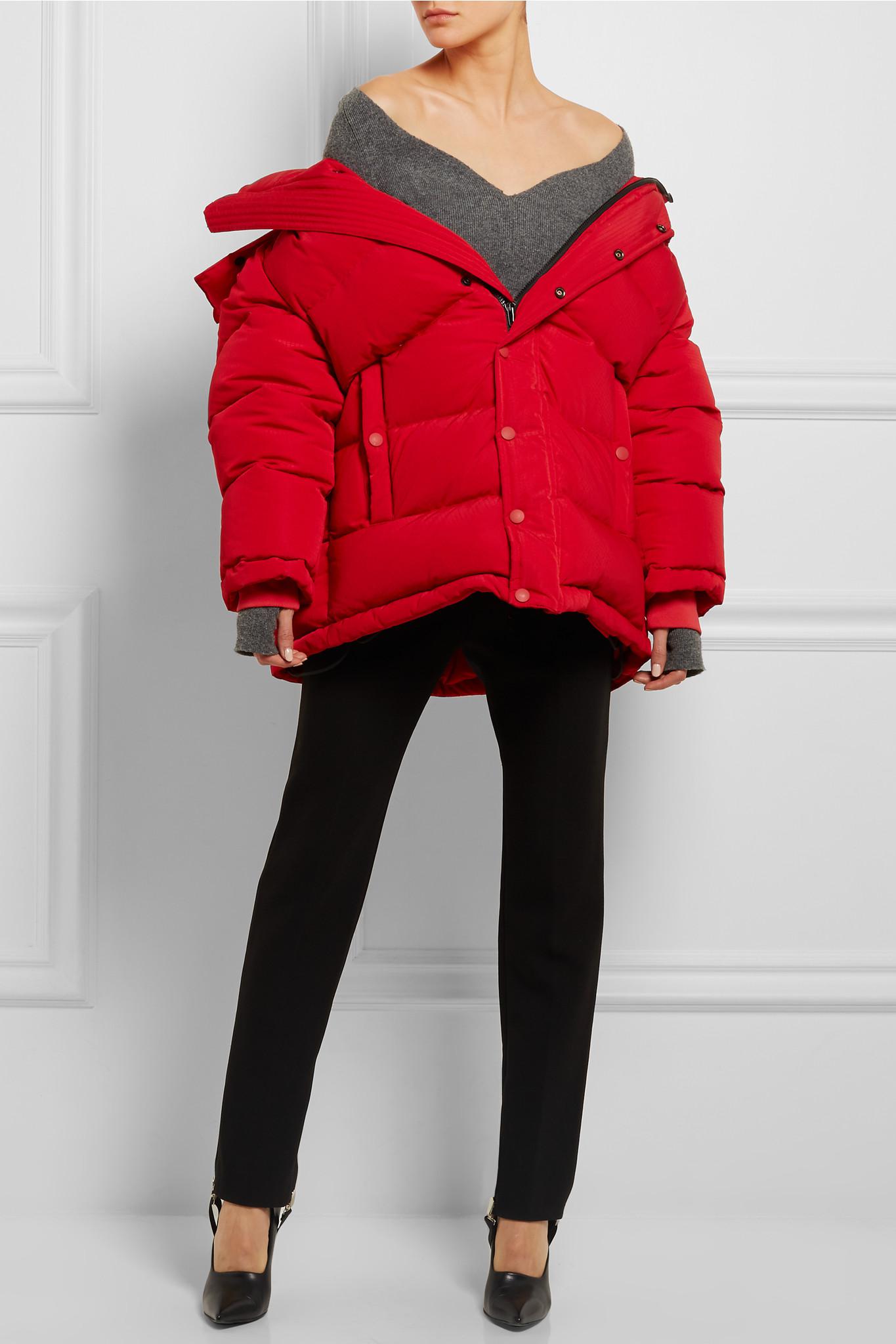 Balenciaga Oversized Quilted Shell Jacket in Red | Lyst