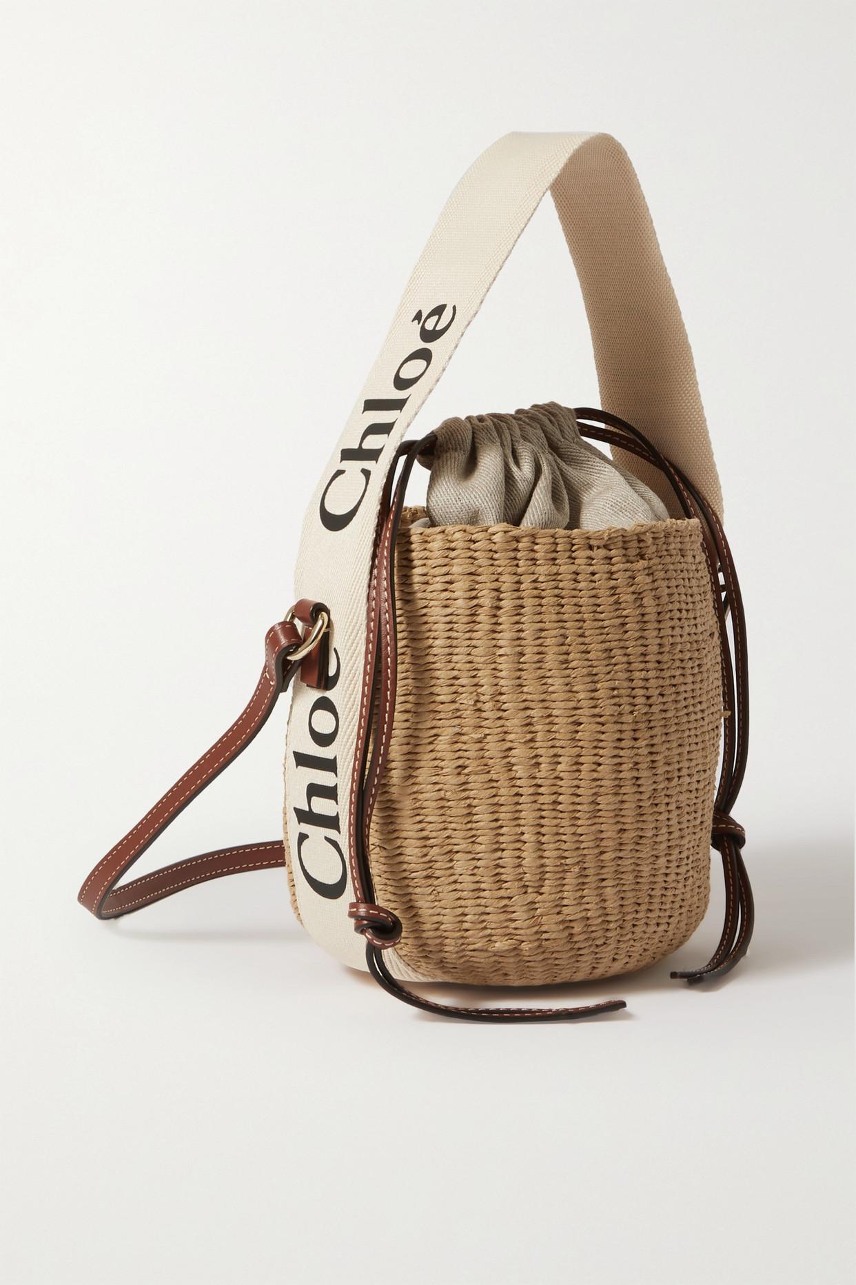 Chloé Woody Small Leather-trimmed Raffia Basket Bag in White | Lyst