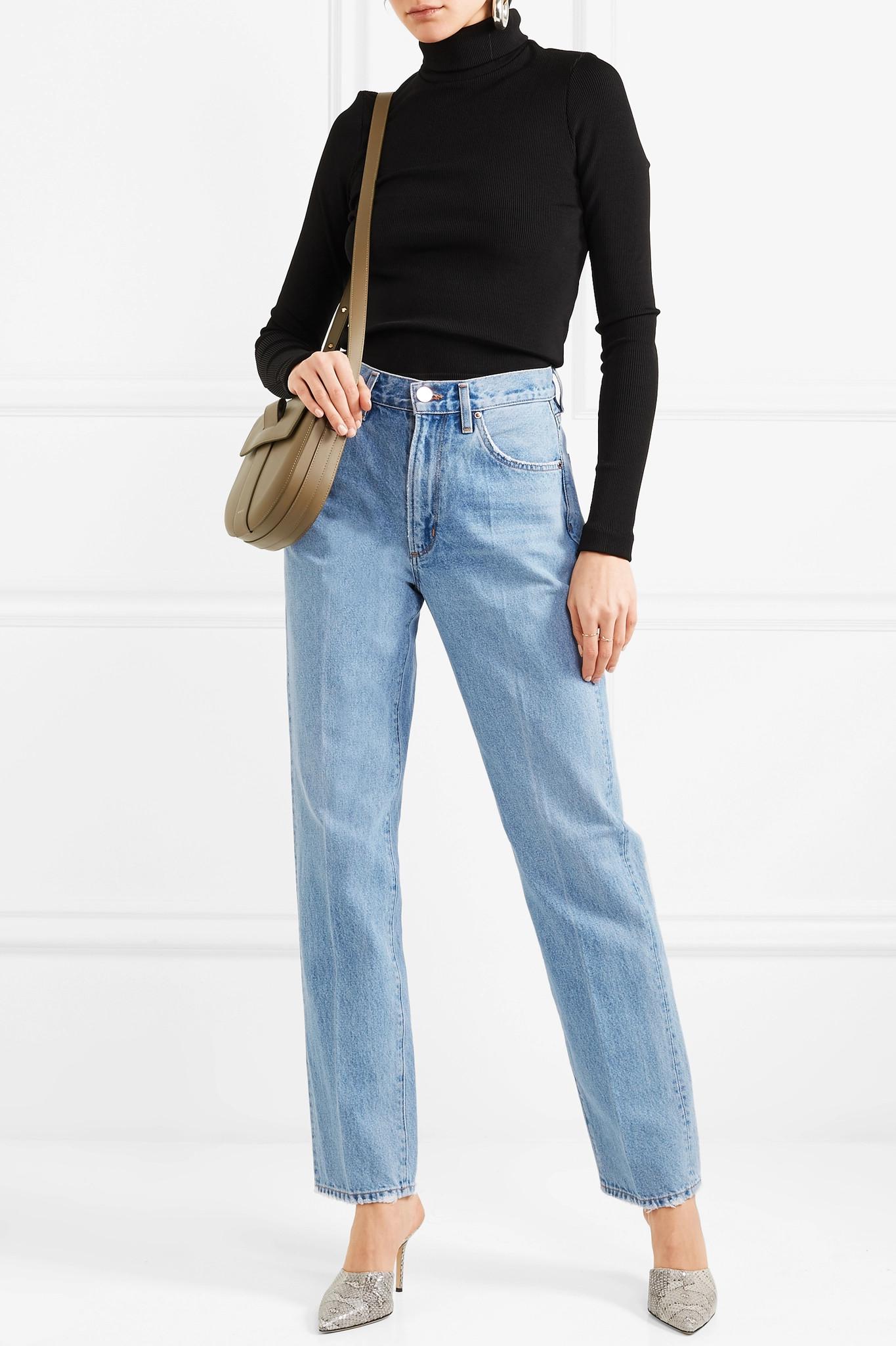 Straight-leg Jeans in Light Denim 