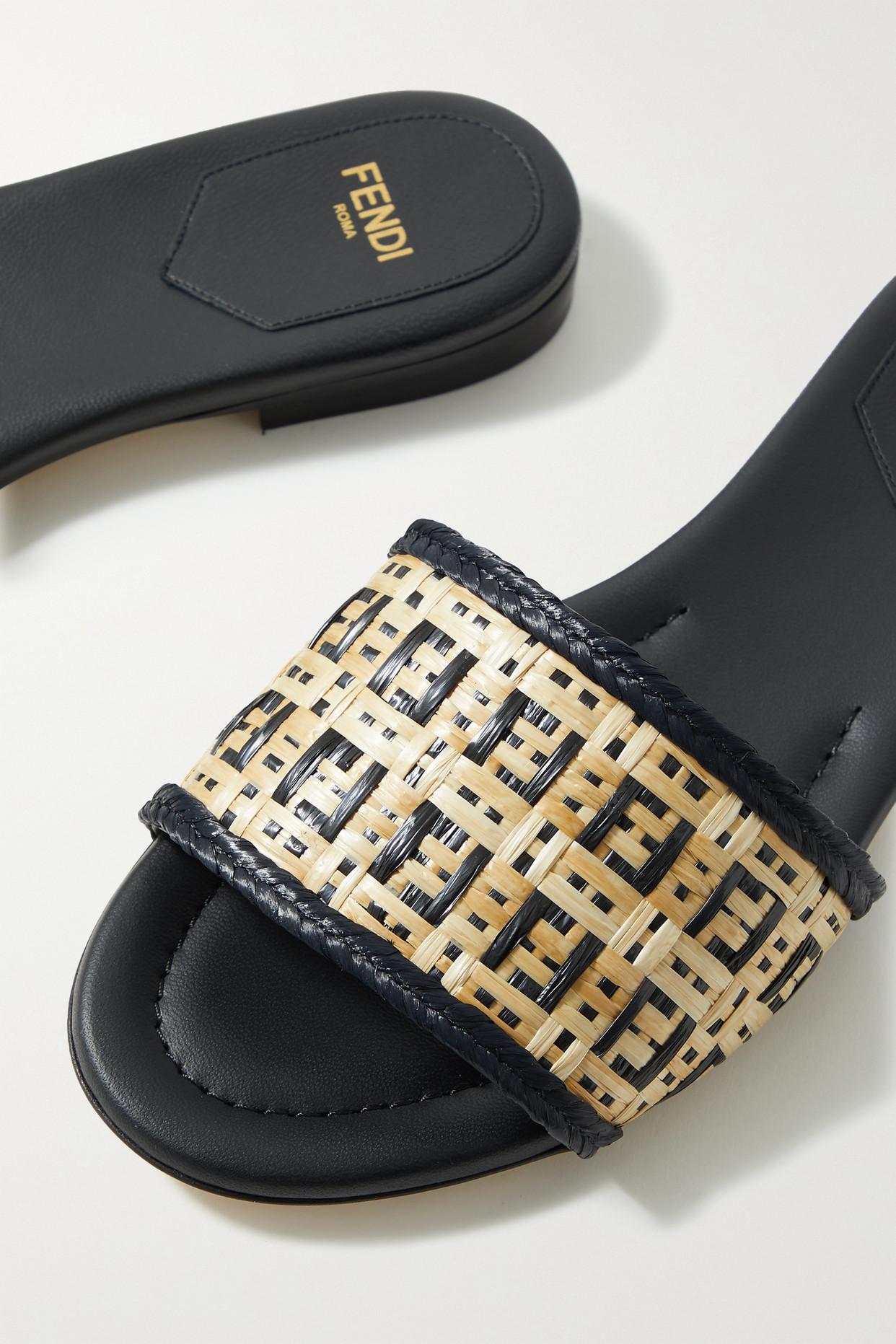 Fendi Woven Raffia Sandals in Black | Lyst