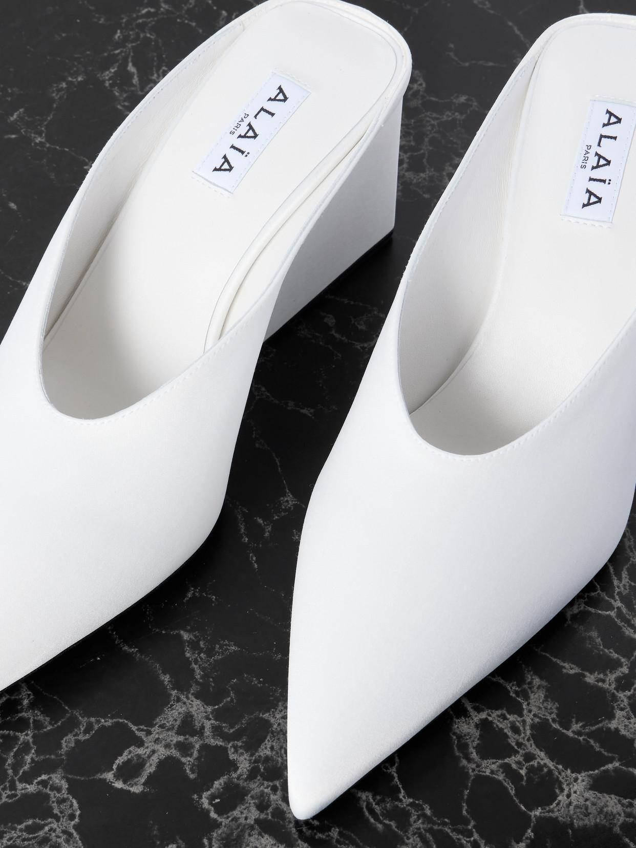 Alaïa Satin Point-Toe Wedge Mules in White | Lyst
