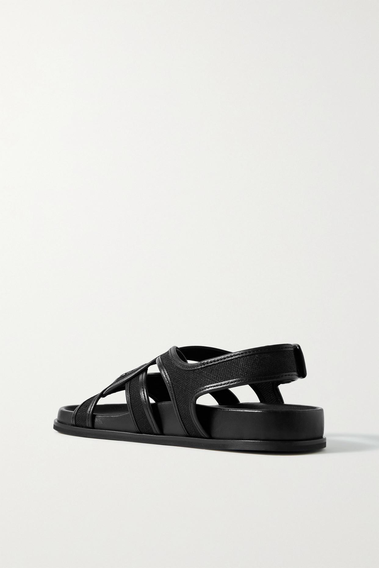 toteme T-Strap Sandal black grain *箱あり-