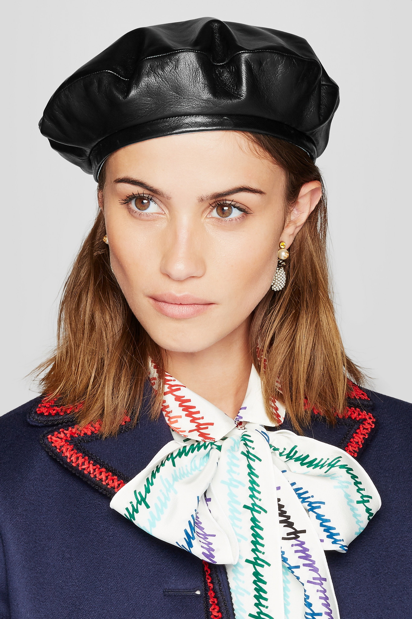 leather beret gucci