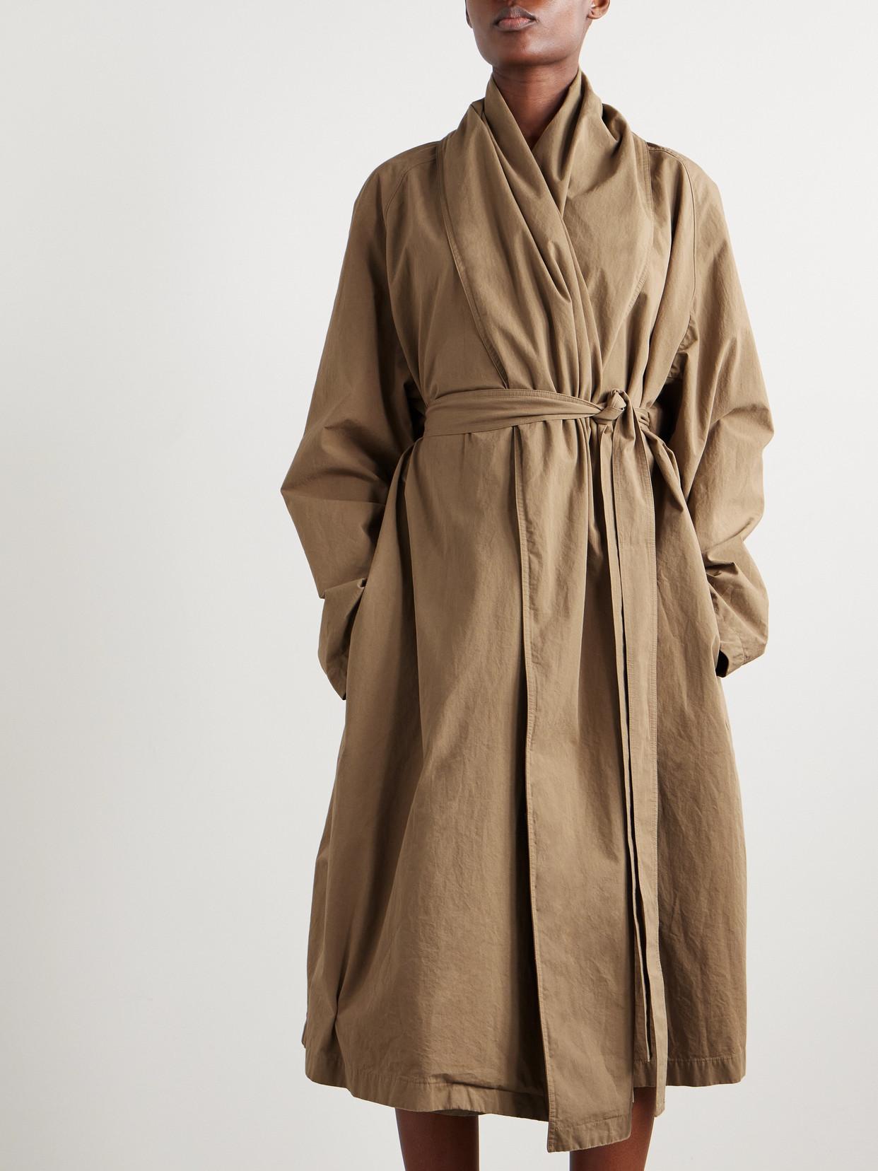 【国内発送】THE ROW トレンチコート Pami belted cottonpoplin Pami Coat Tan in Cotton – The Row